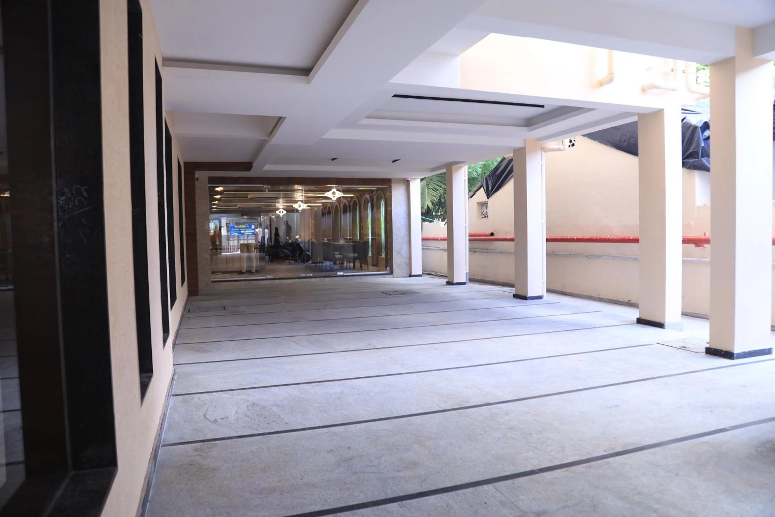 Parking in Kings Bury Inn