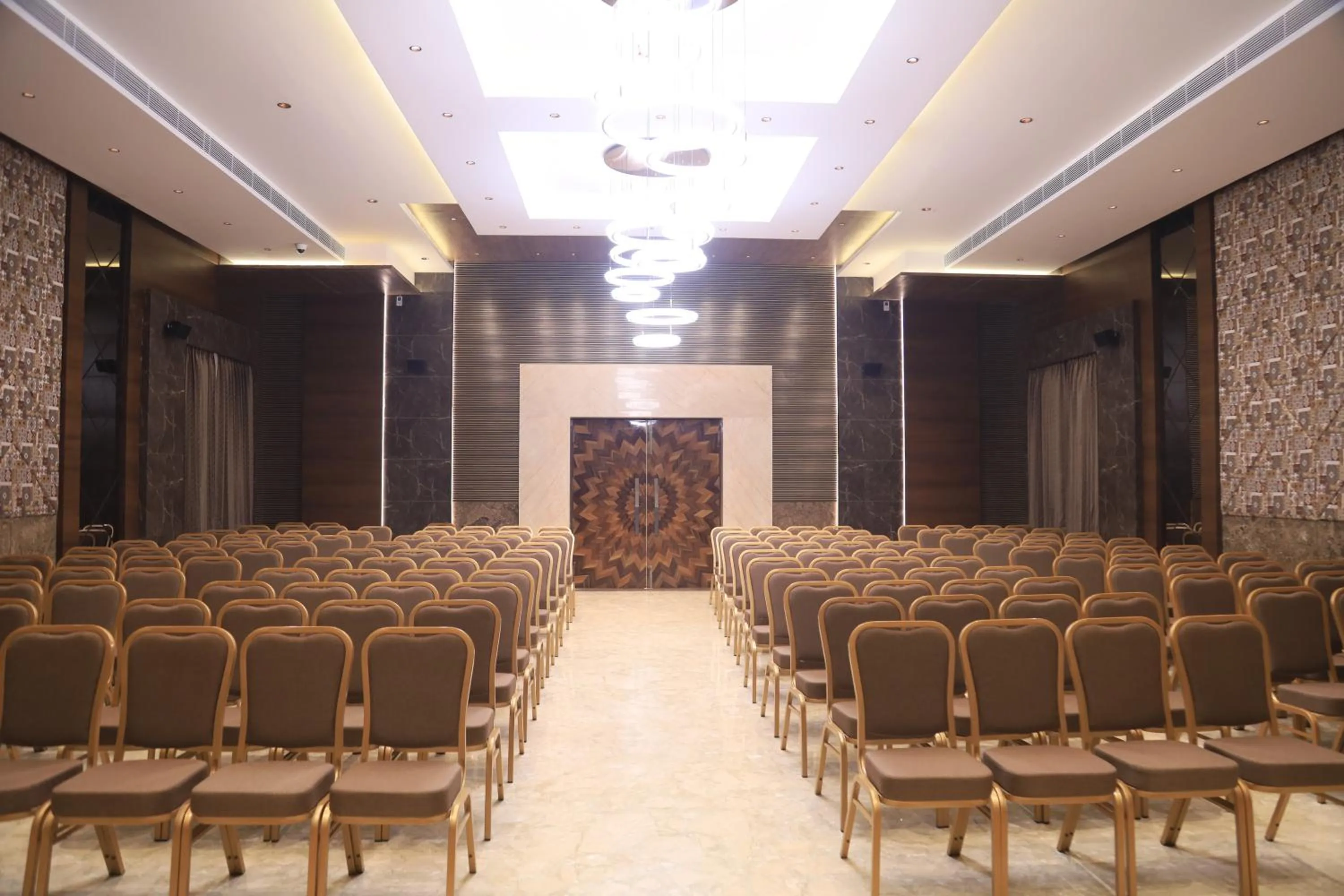 Meeting/conference room in Kings Bury Inn