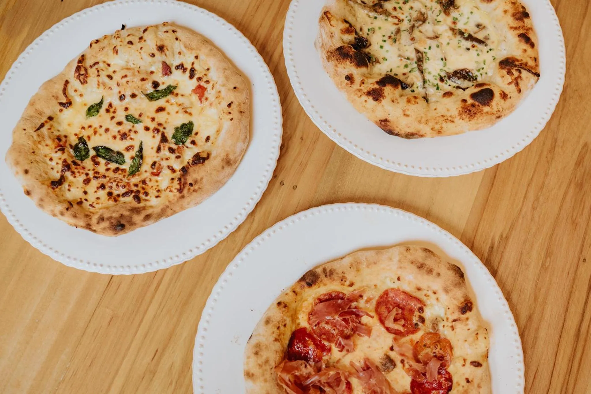 Restaurant/places to eat in Hotel La Corada