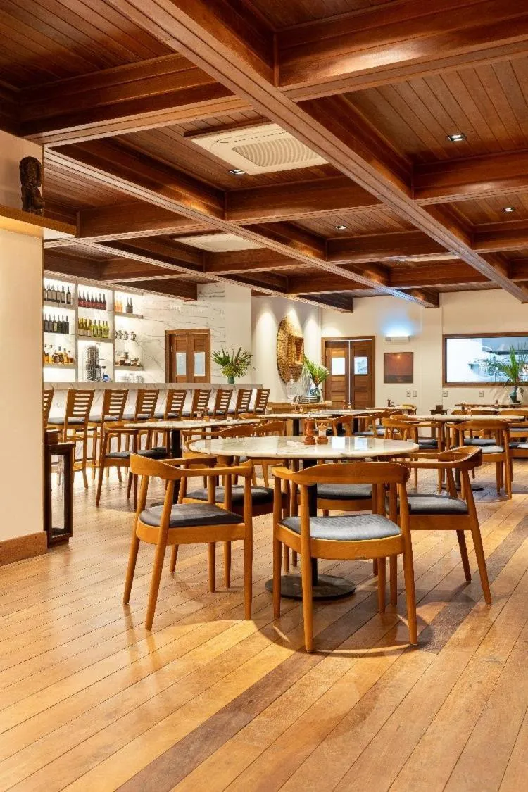 Restaurant/places to eat in Filho do Vento Kite & Lodge