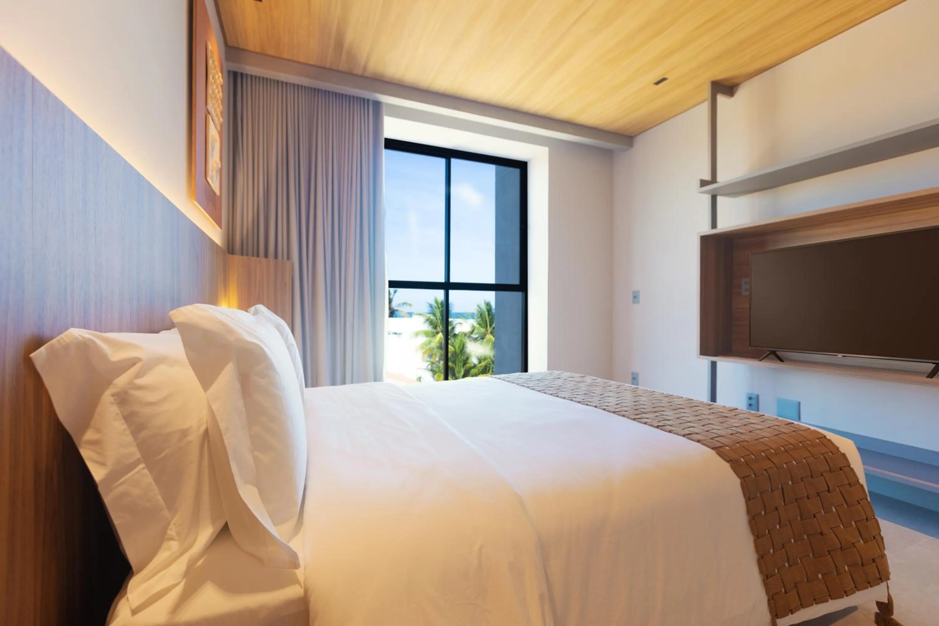 Bedroom, Bed in Ritz Barra de São Miguel