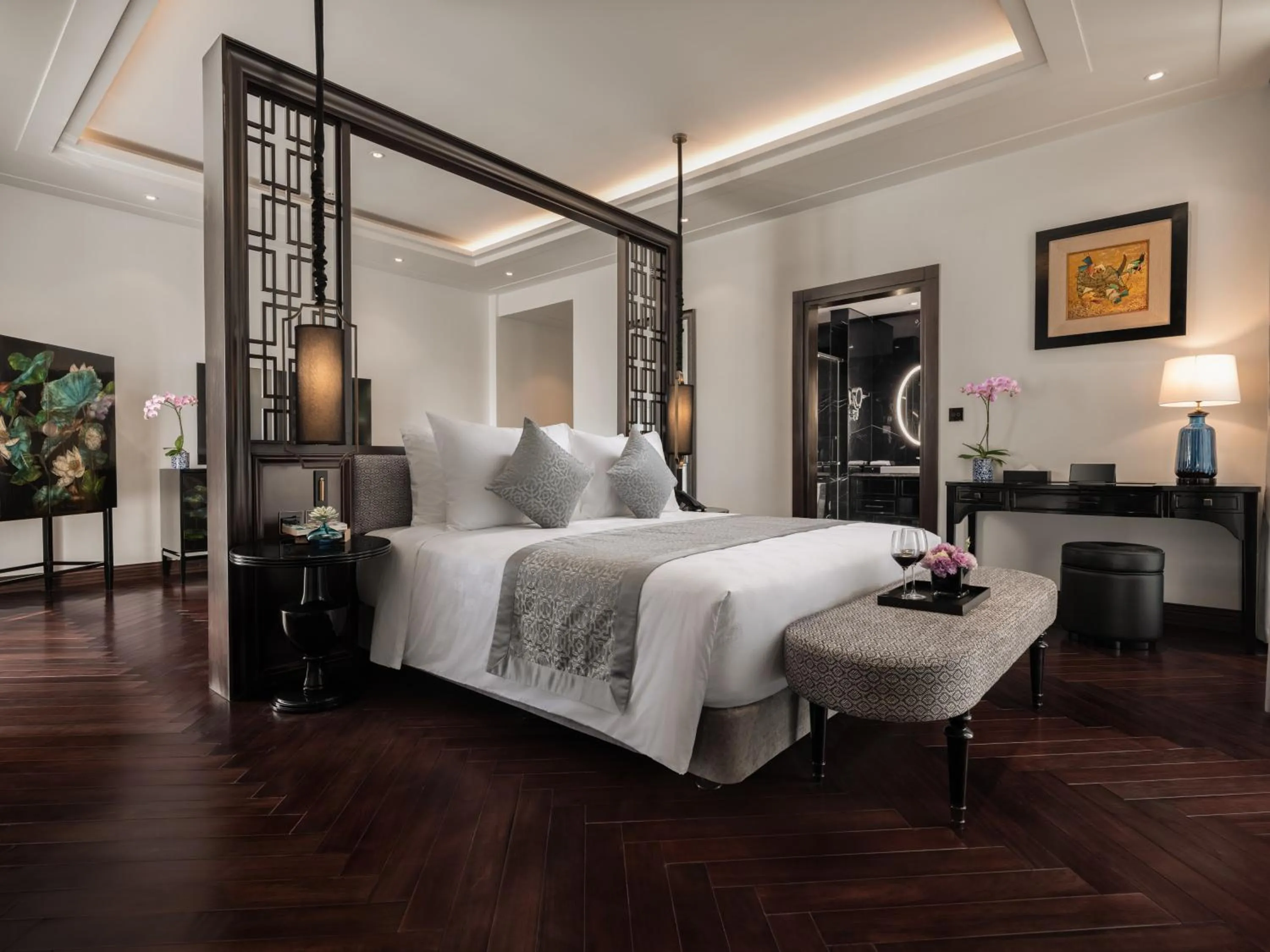 Bed in Elegant Mansion 88