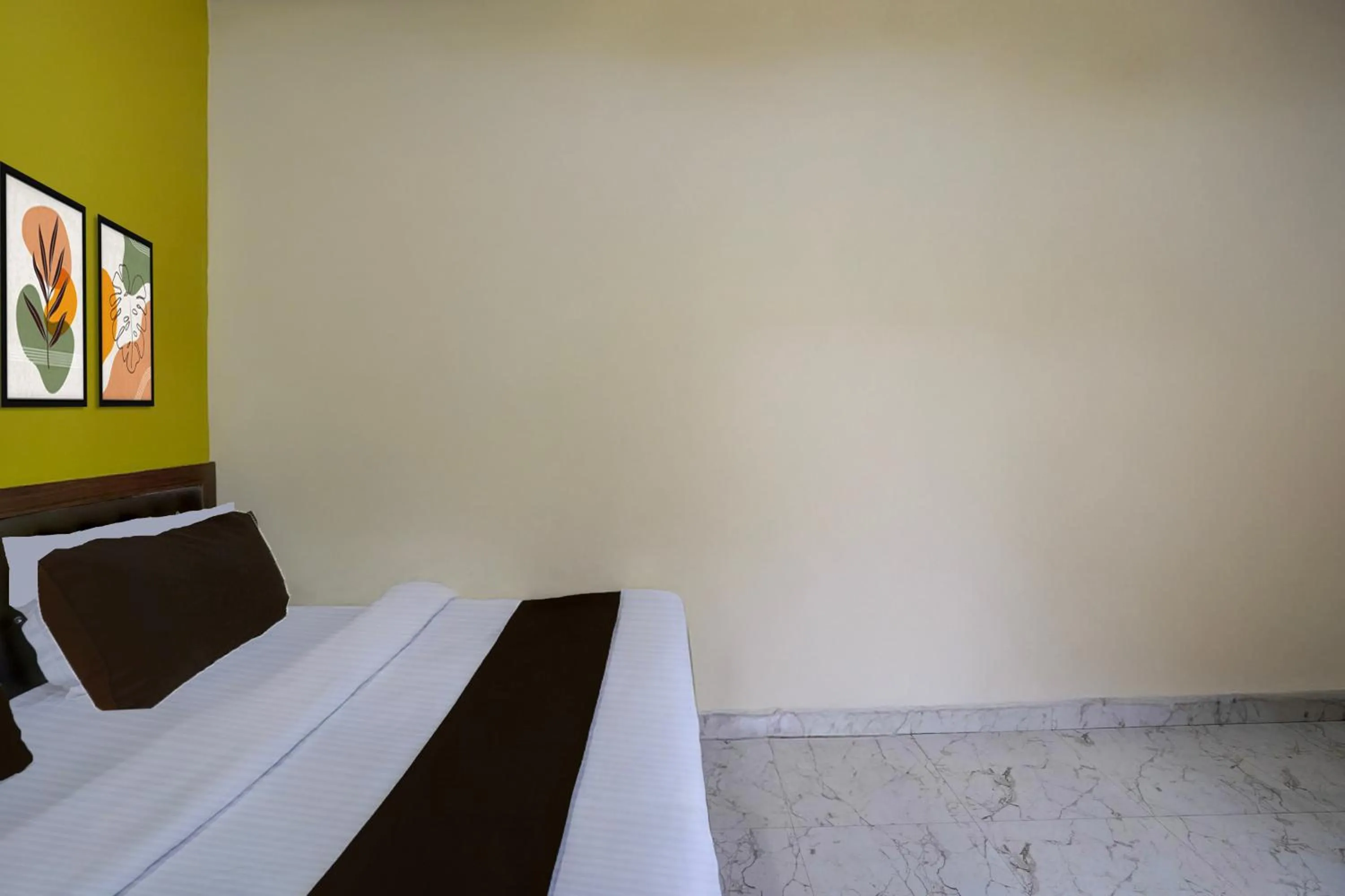 Bedroom, Bed in Super Hotel O Samne Ghat