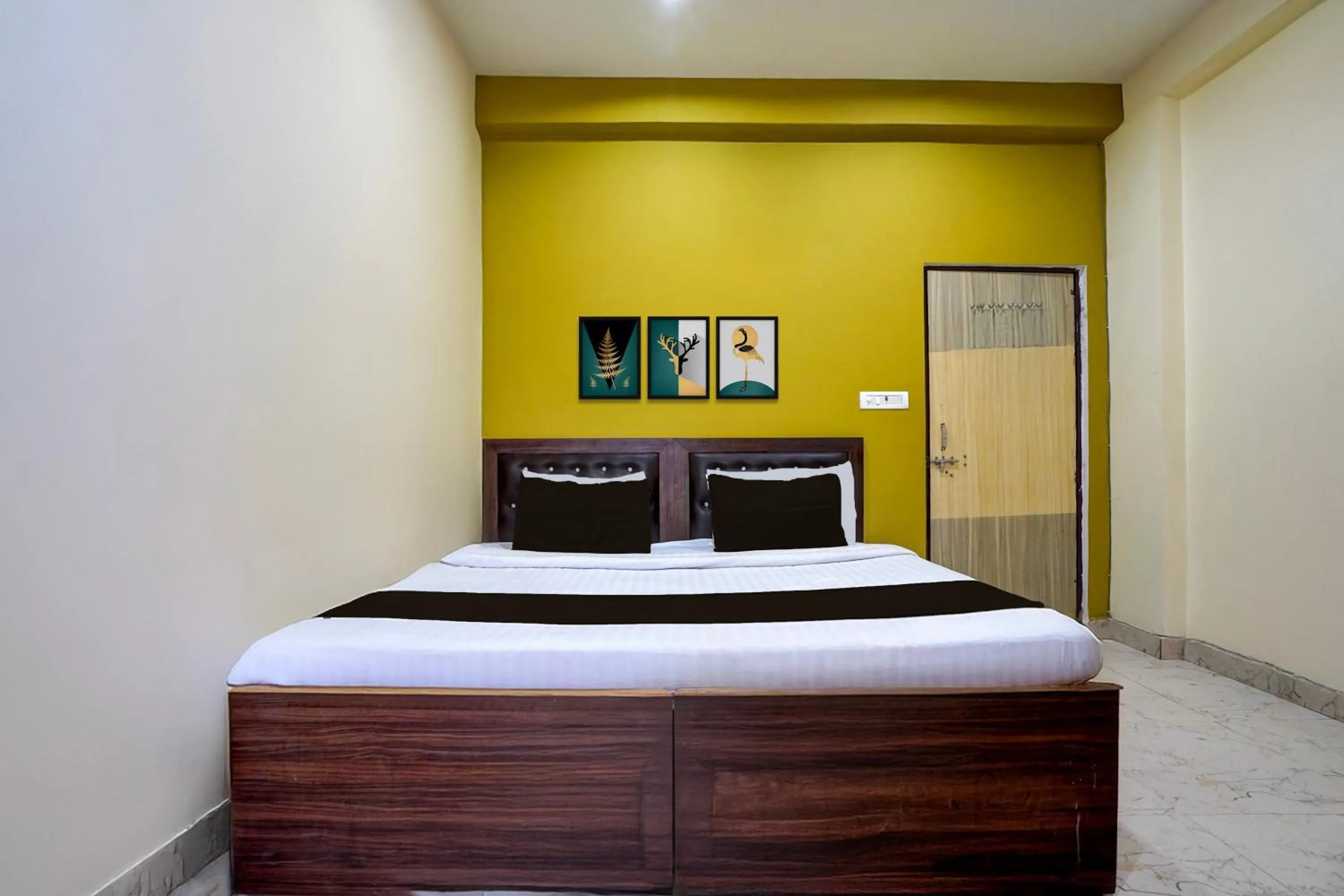 Bedroom, Bed in Super Hotel O Samne Ghat