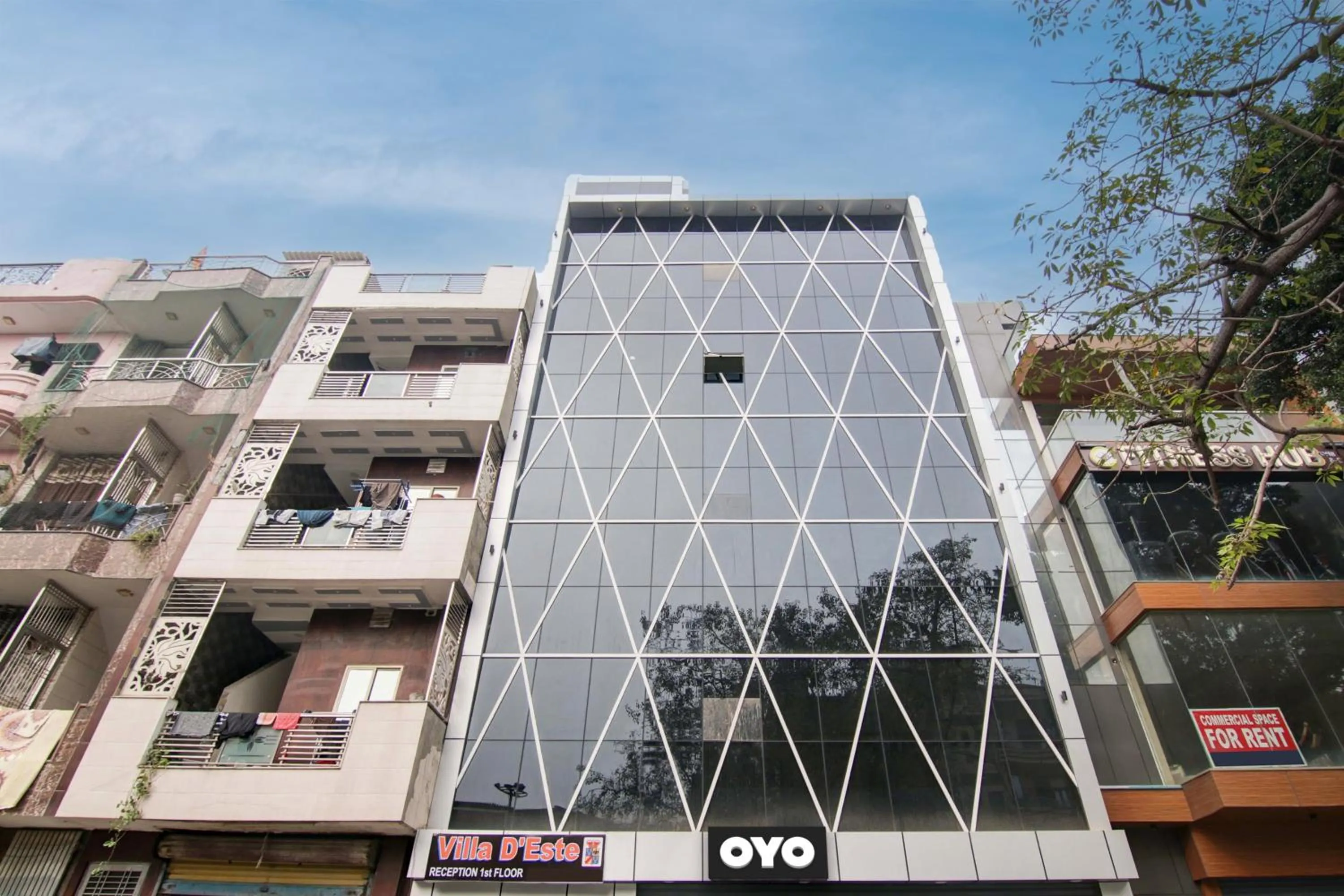 Facade/entrance in Hotel O Villa DEste