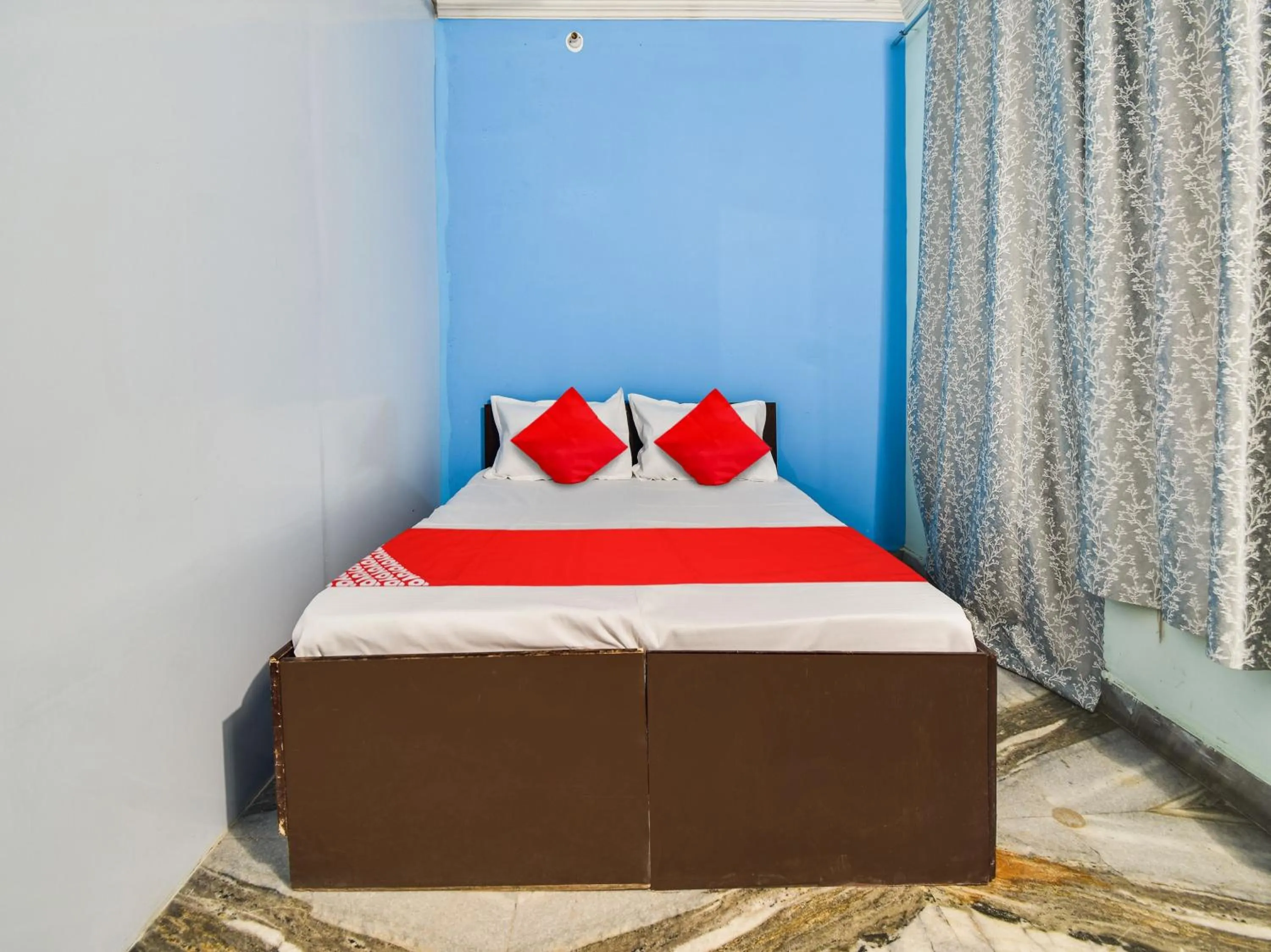 Lobby or reception, Bed in Hotel O SHYAM RESIDENCY