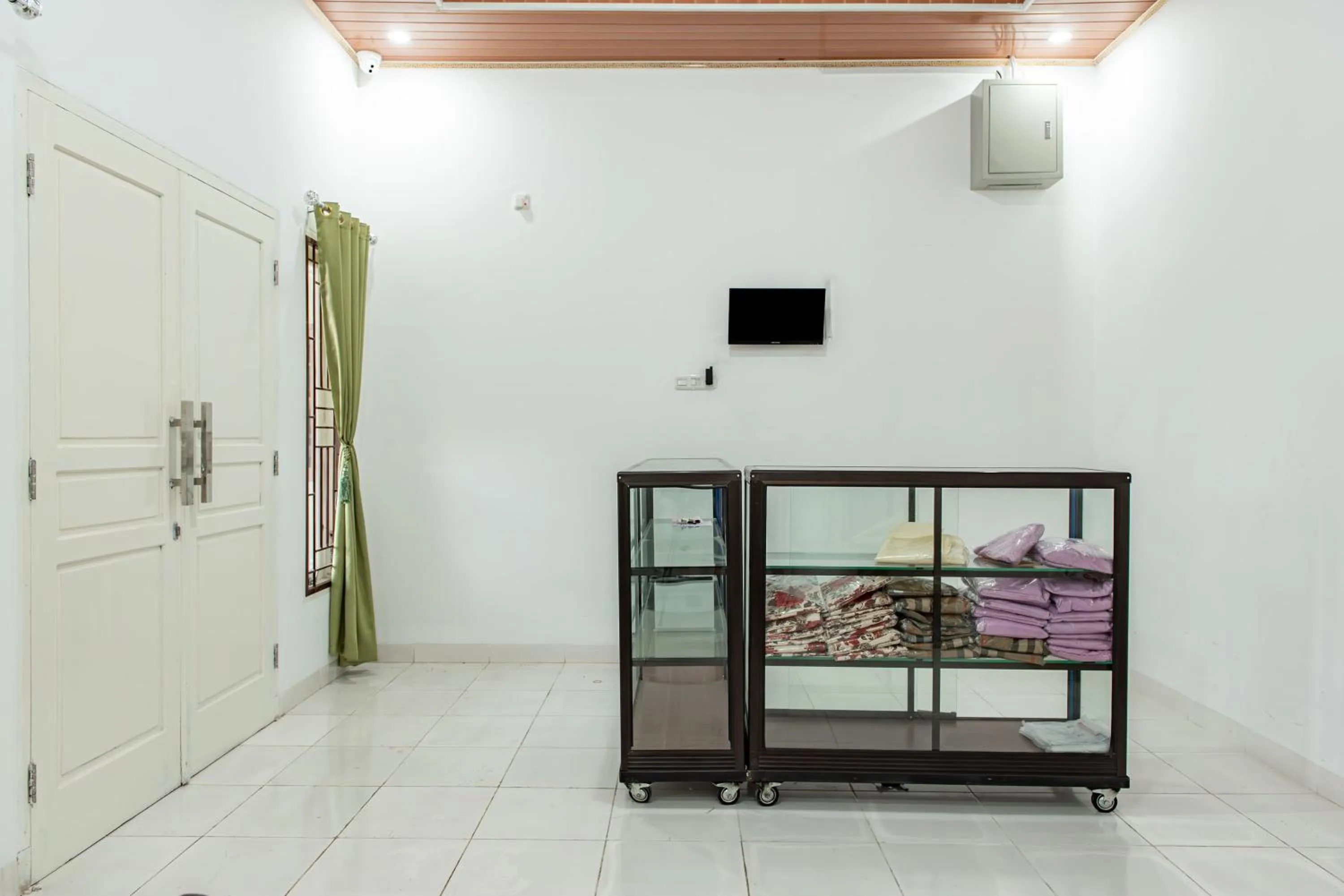 Lobby or reception, Bed in Hotel O Alnasya Syariah