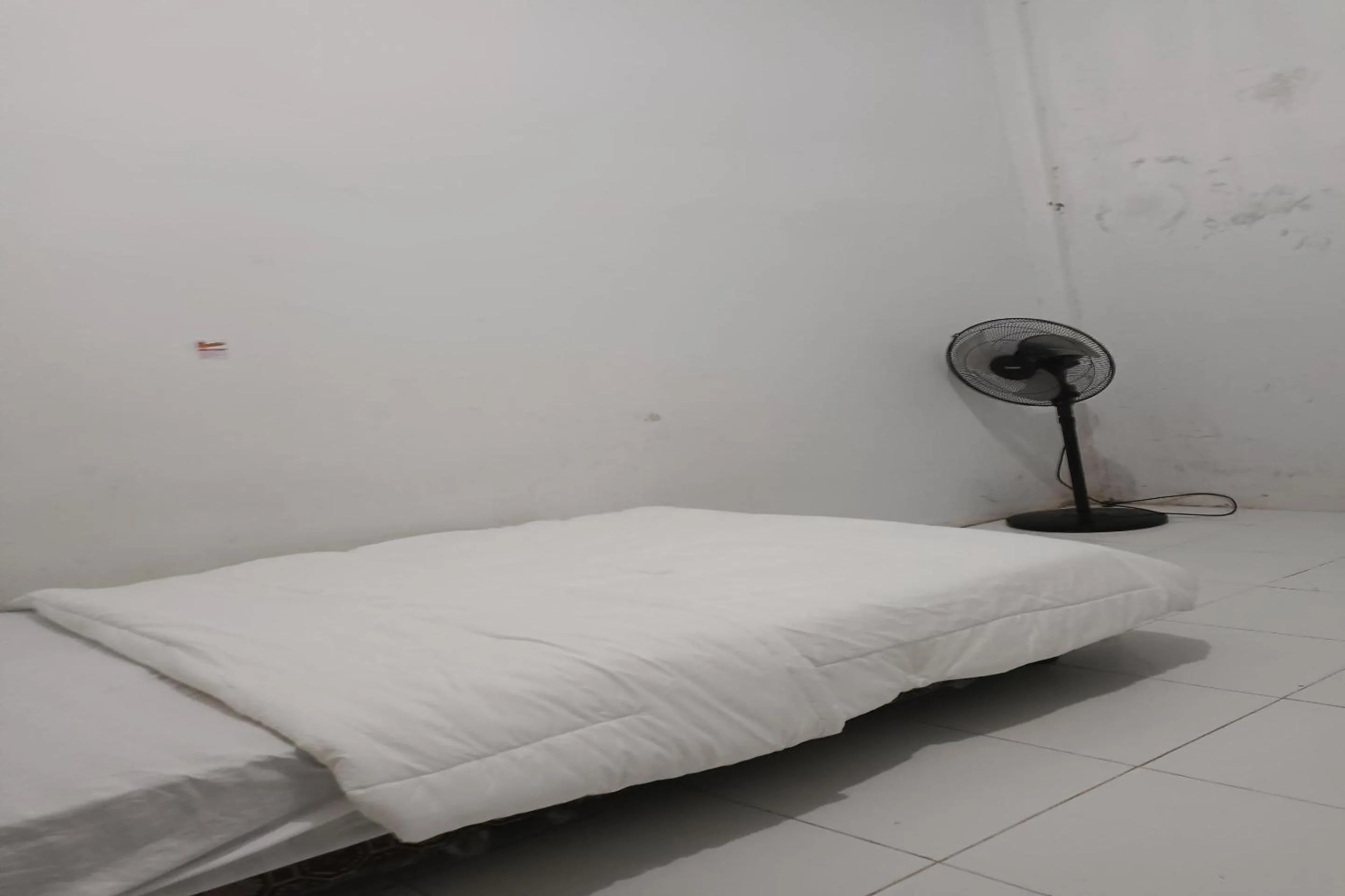 Bedroom, Bed in Hotel O Elang Homestay