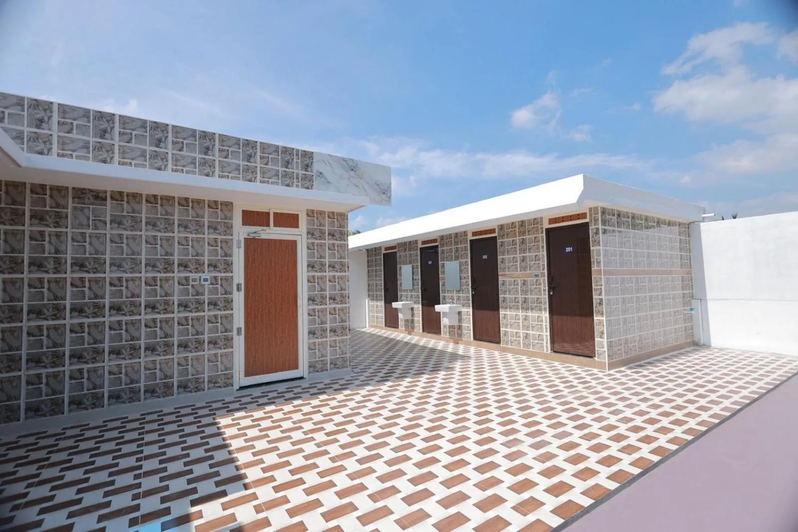 Property building in HOTEL CYRIL