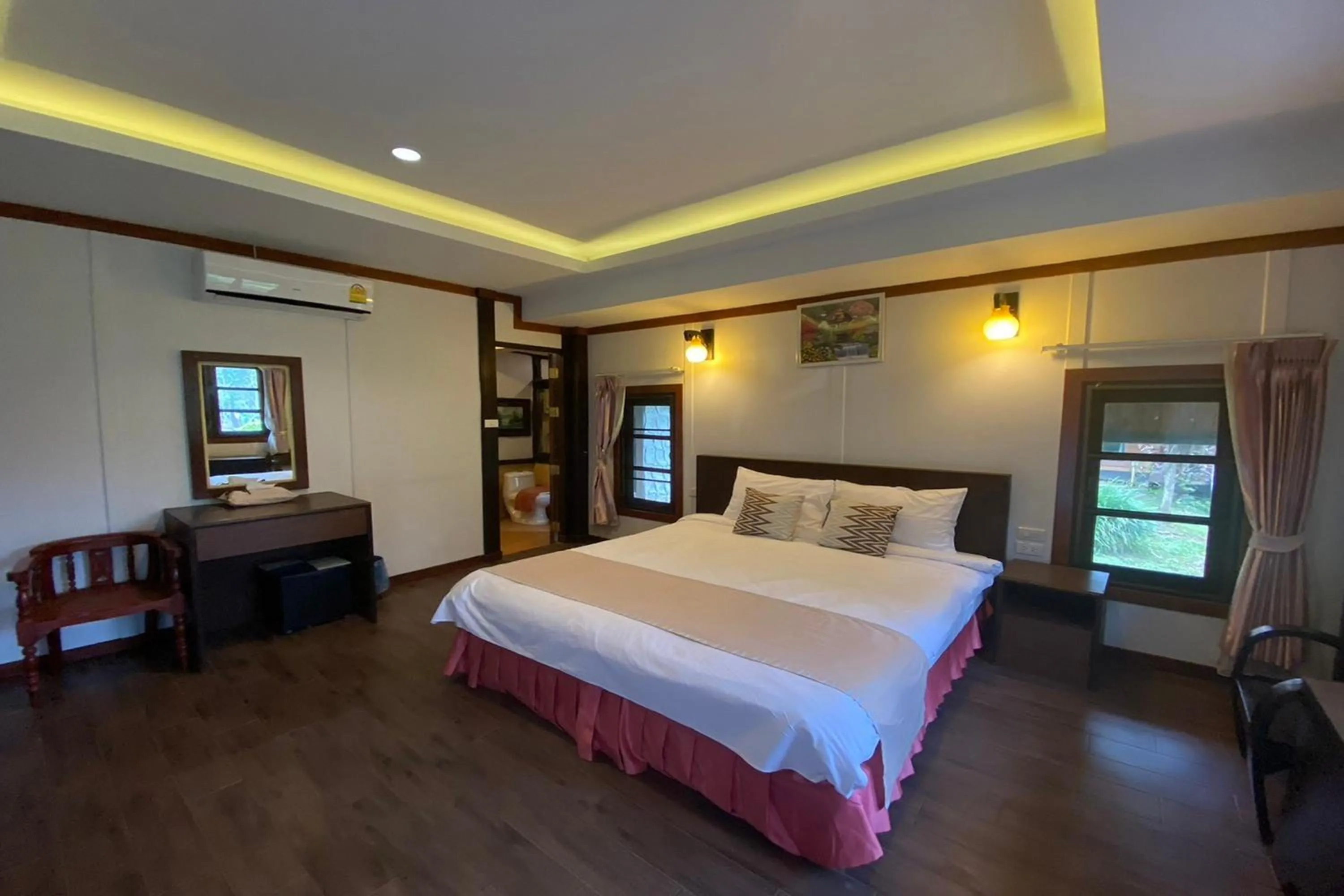 Bedroom, Bed in Phu Ing Fah Resort