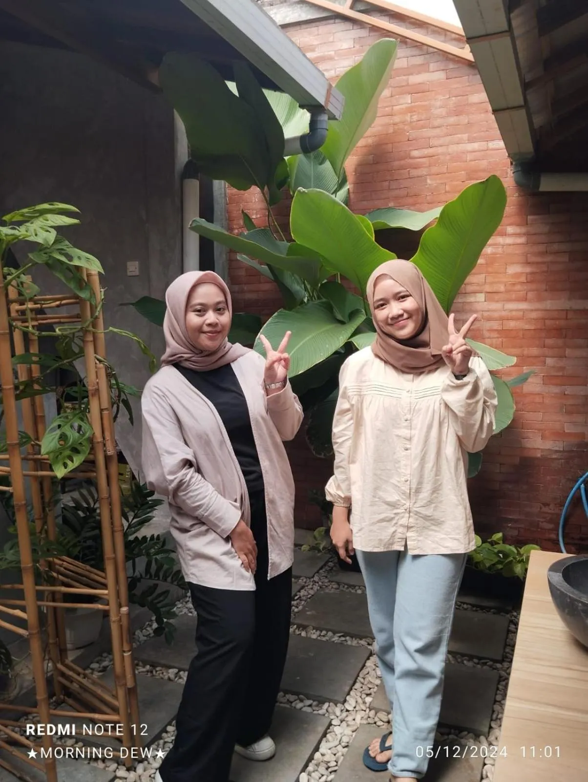 Guests in GRIYA BANSU : Ndalem Ibu