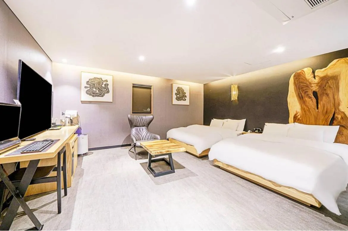 Mari Hotel Terminal Branch