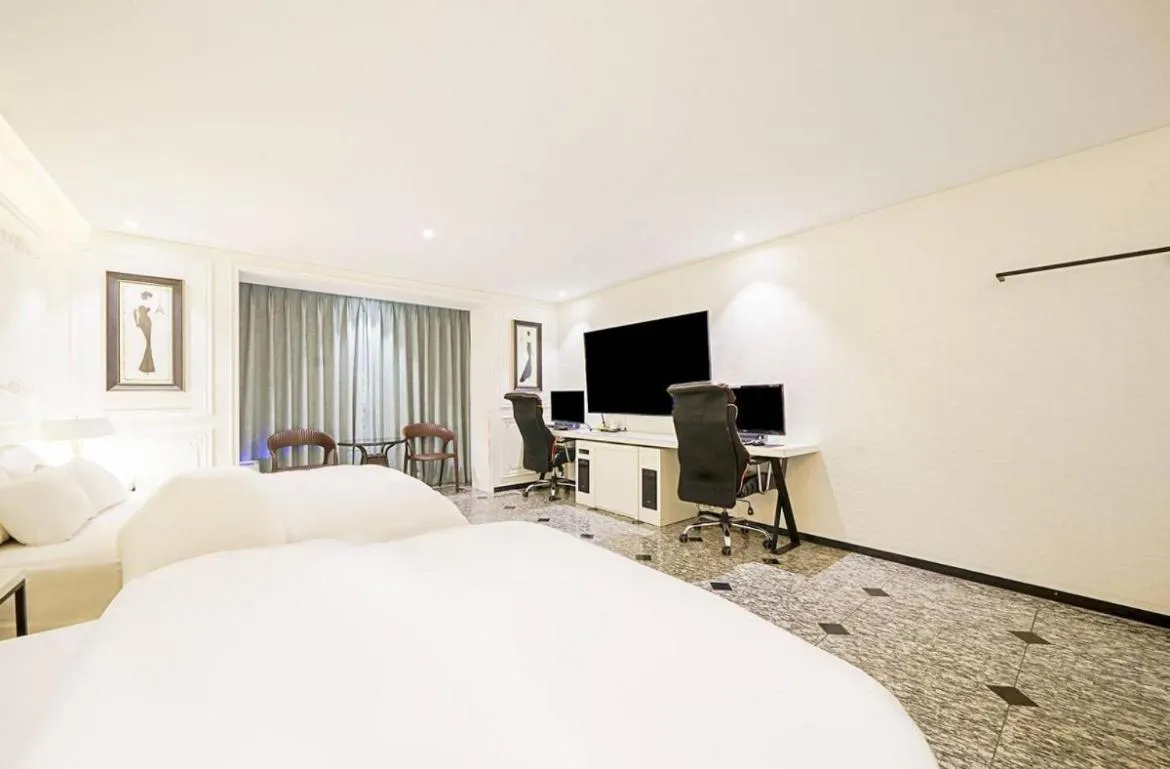 Mari Hotel Terminal Branch