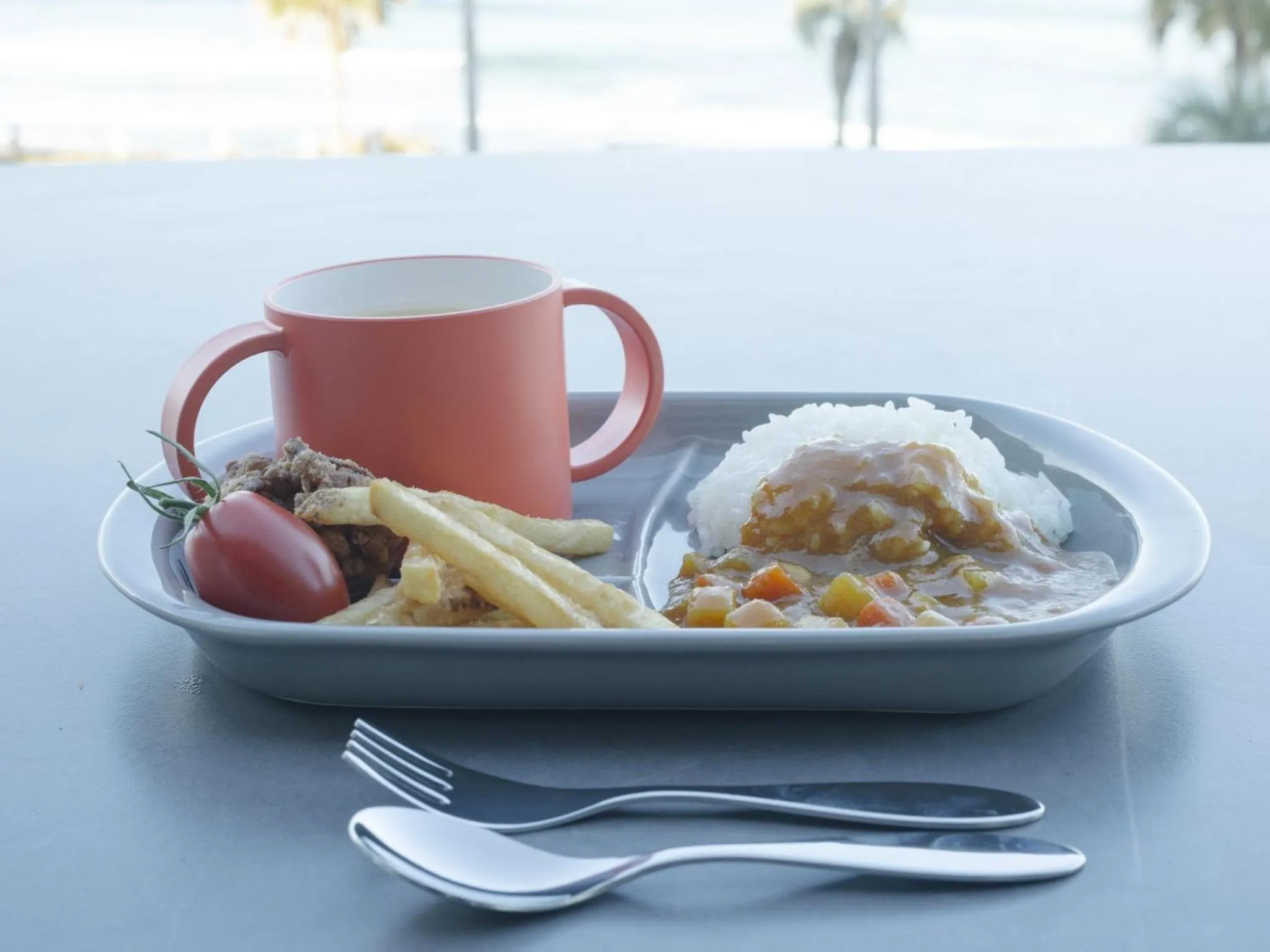 young children in seven x seven Itoshima