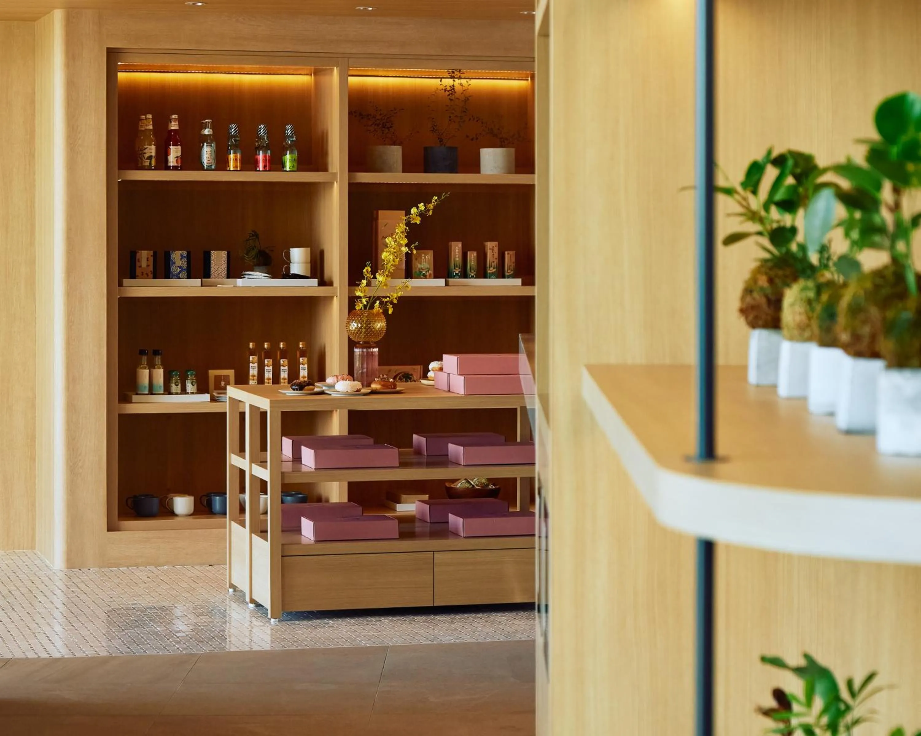 Shopping Area in seven x seven Itoshima