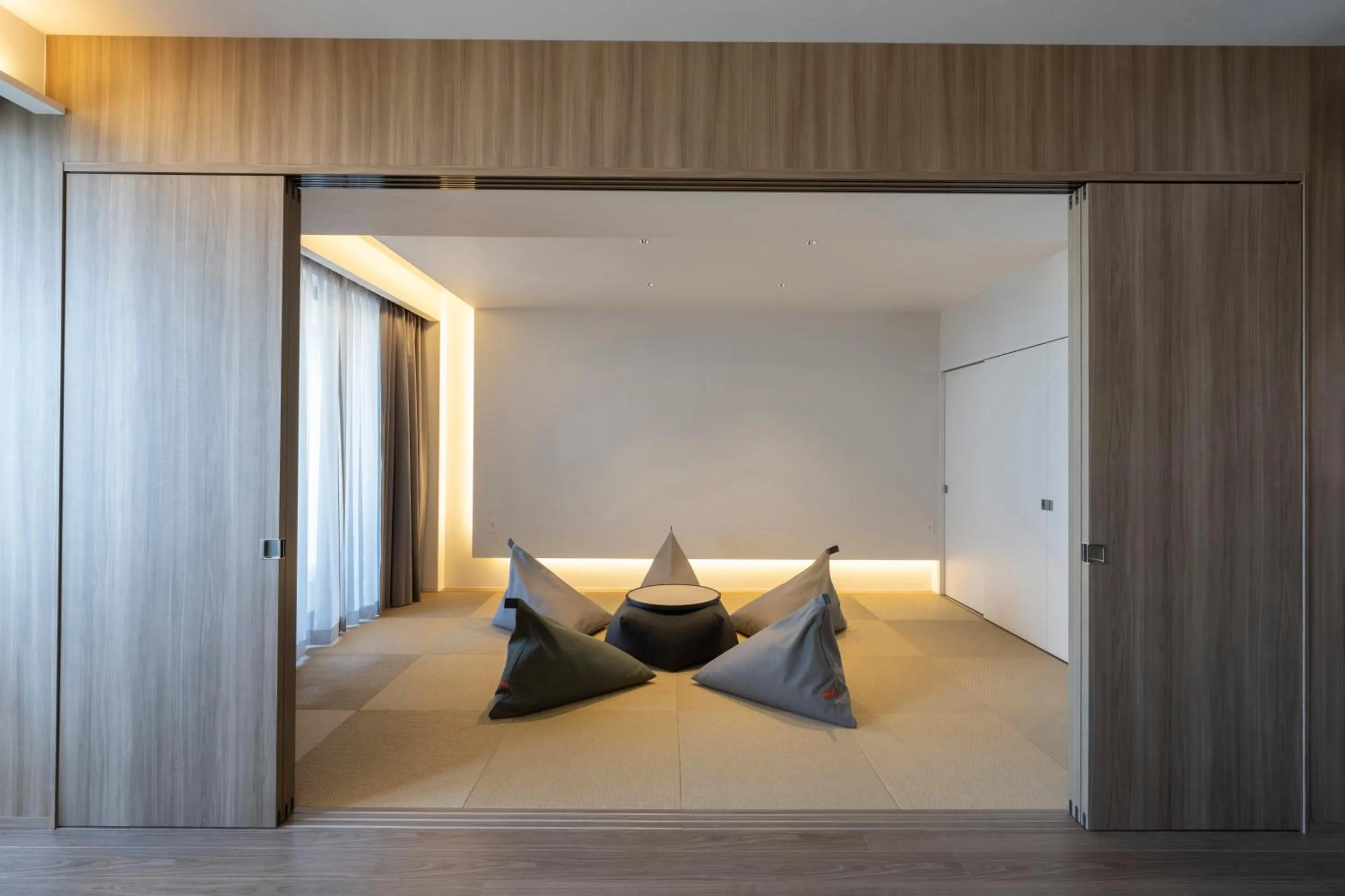 Photo of the whole room, Bed in seven x seven Itoshima