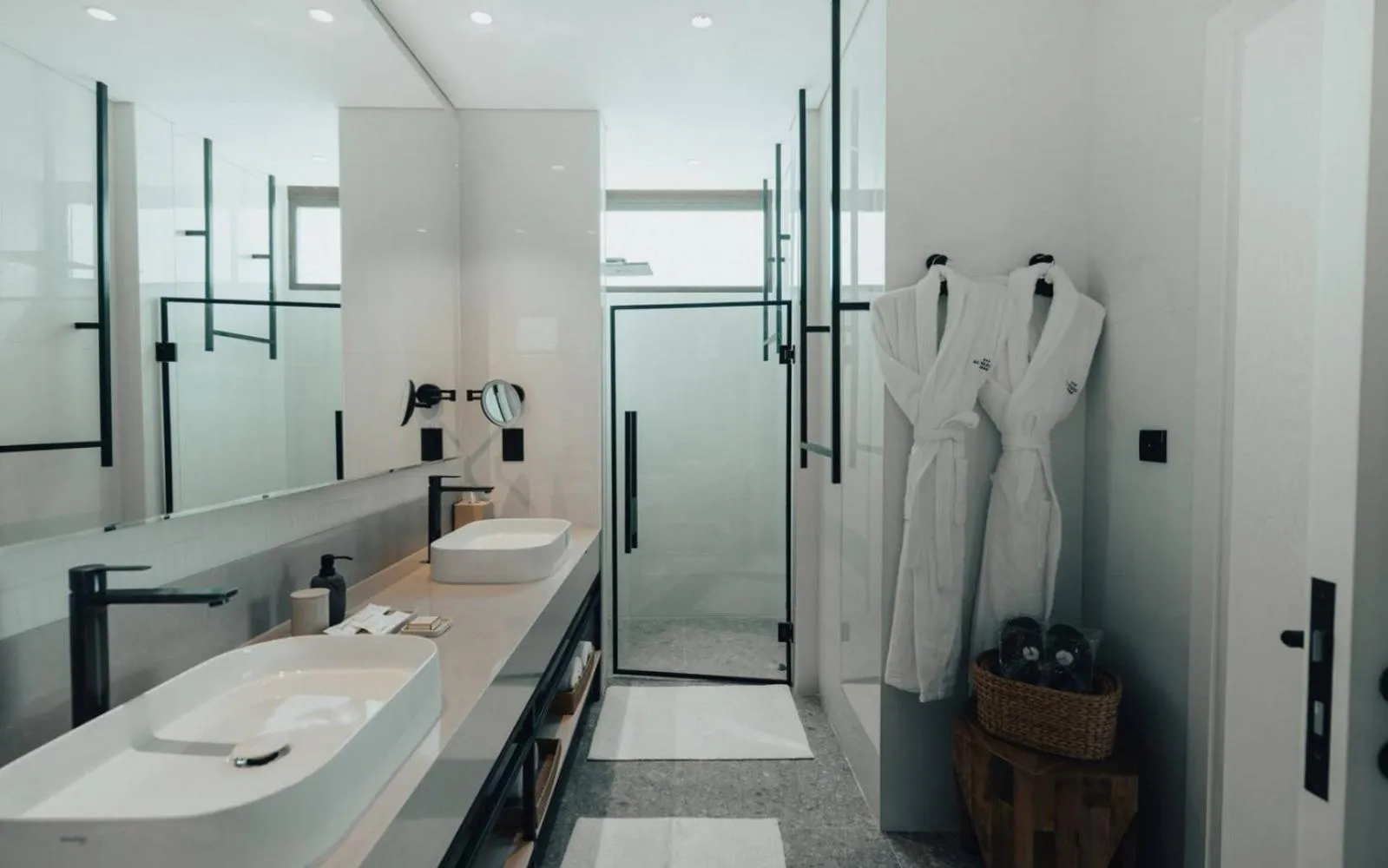 Bathroom in Bab Al Nojoum Hudayriyat Villas