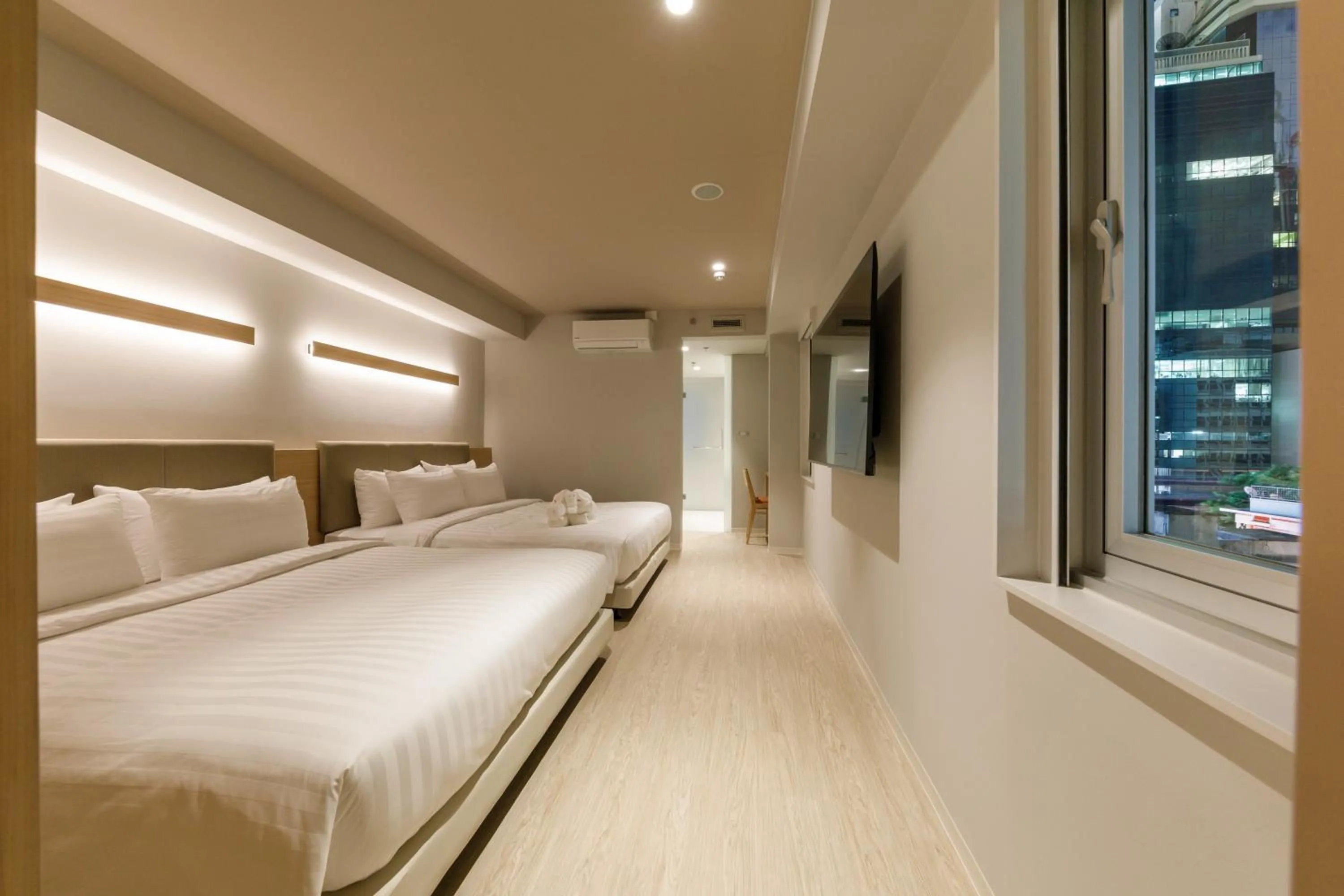 Bedroom, Bed in Nishitetsu Hotel Croom Bangkok Silom