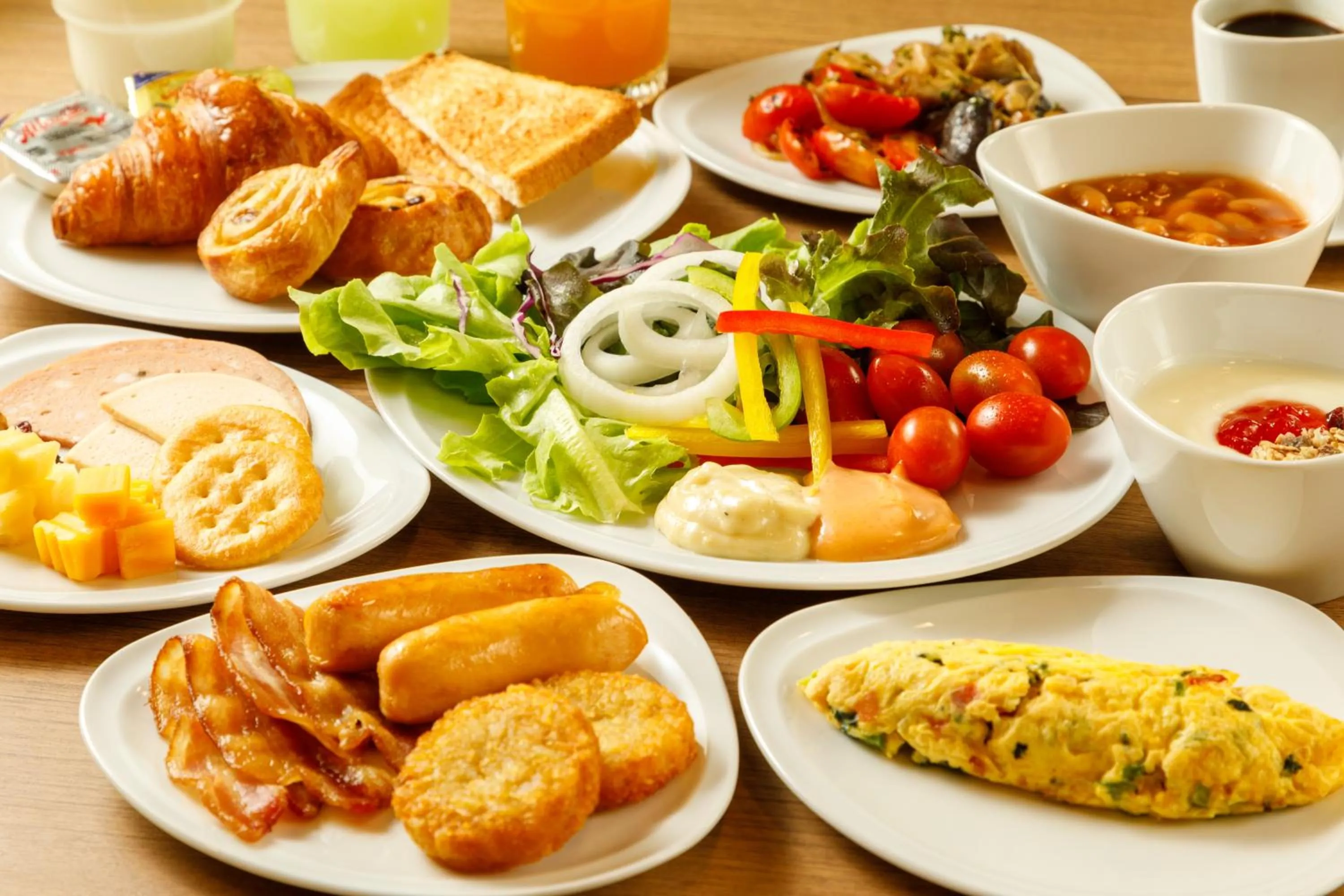 Restaurant/places to eat in Nishitetsu Hotel Croom Bangkok Silom