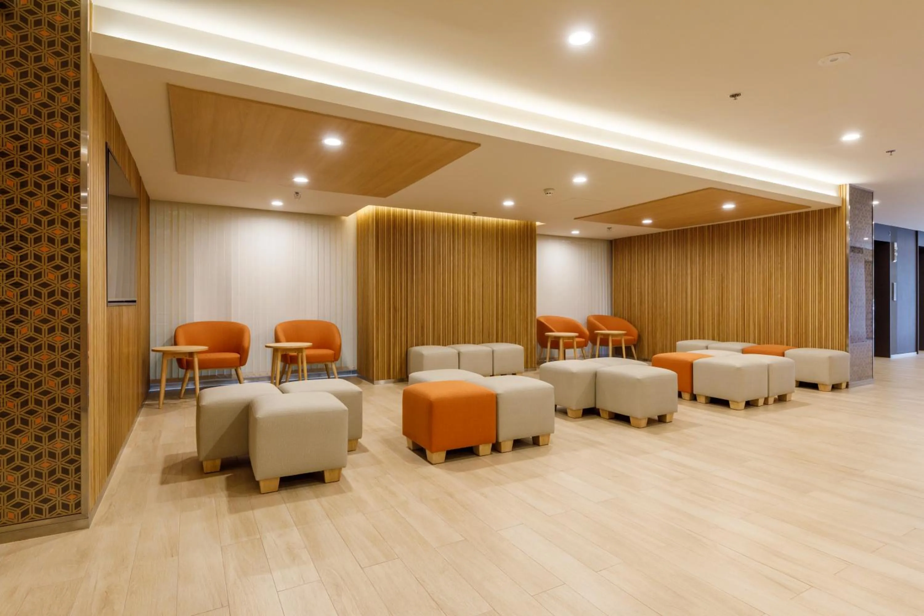 Lobby or reception in Nishitetsu Hotel Croom Bangkok Silom