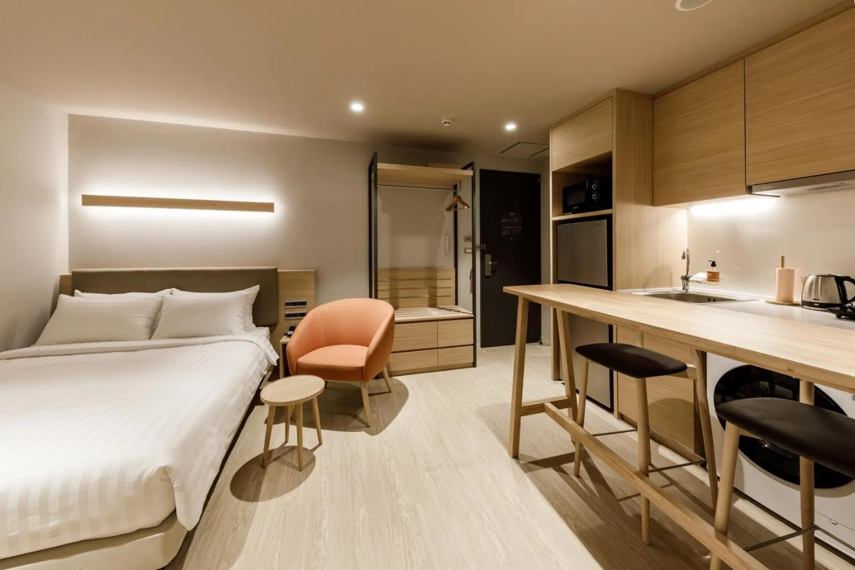 Bed in Nishitetsu Hotel Croom Bangkok Silom