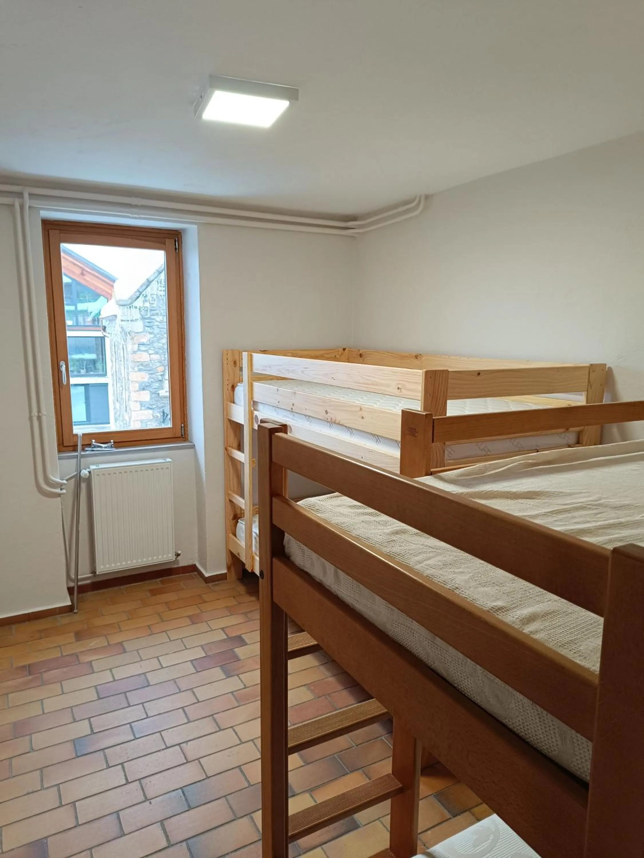 Shower, Bed in La Mansio de Bons