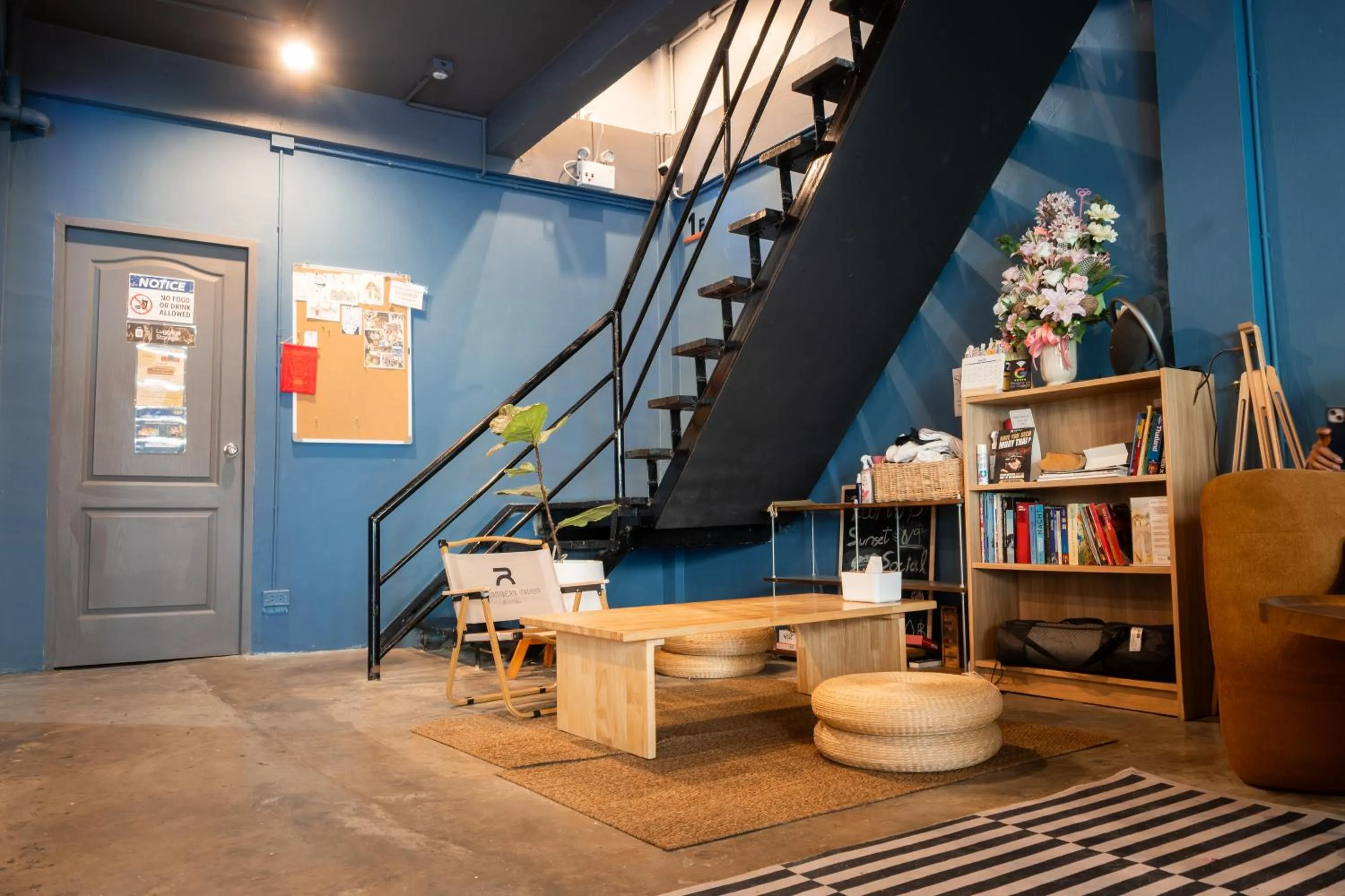 Property building in Ti Thong Hostel