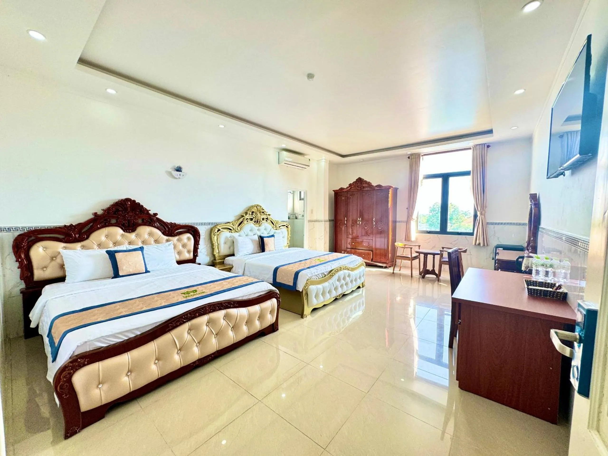 Bed in Cao Lanh Hotel