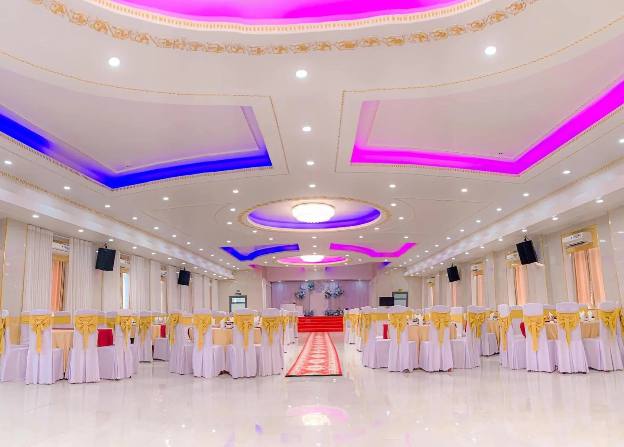 wedding in Cao Lanh Hotel