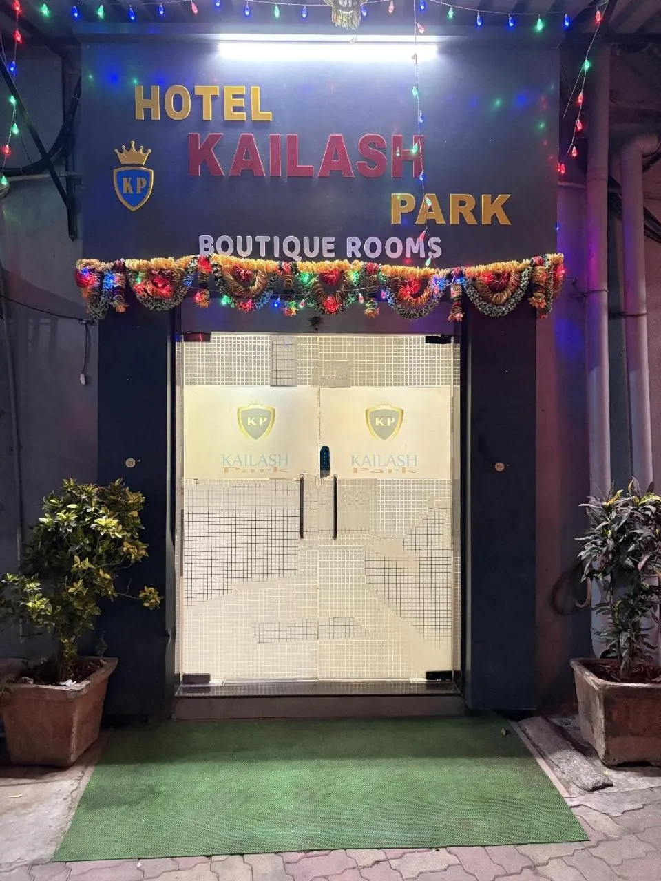 HOTEL KAILASH PARK