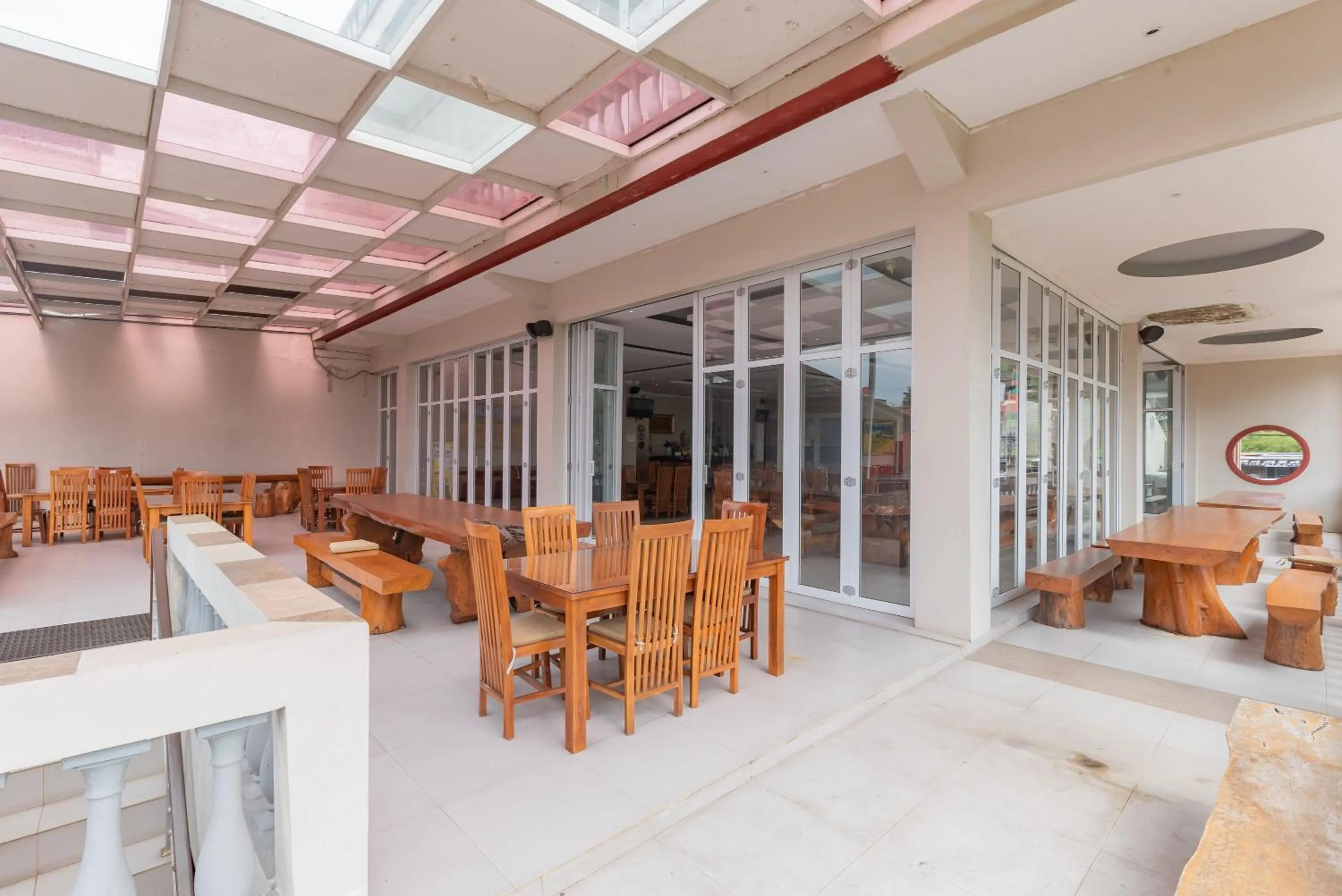 Restaurant/places to eat in Urbanview Resort Botol Cisarua Puncak Bogor