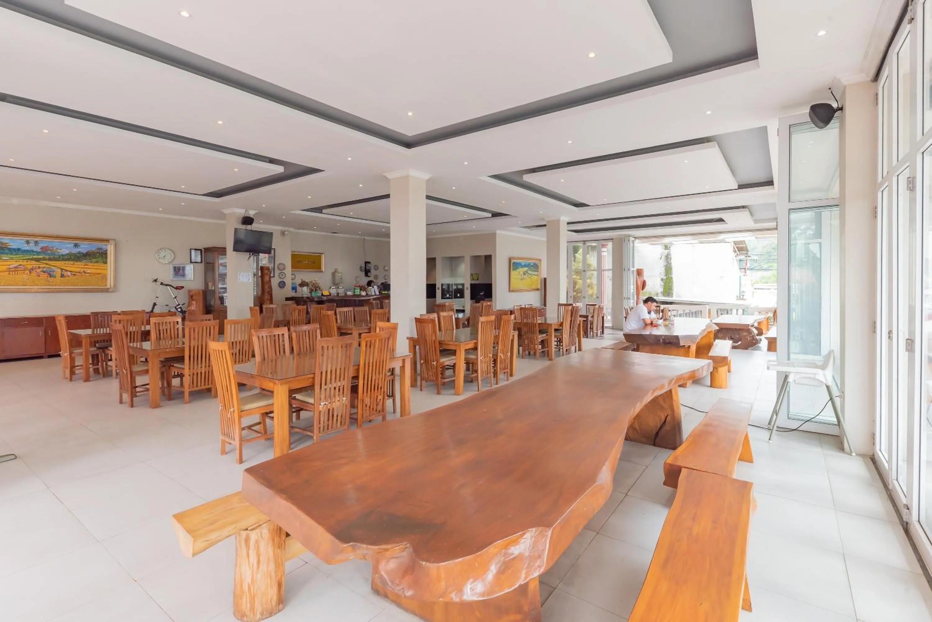 Restaurant/places to eat in Urbanview Resort Botol Cisarua Puncak Bogor