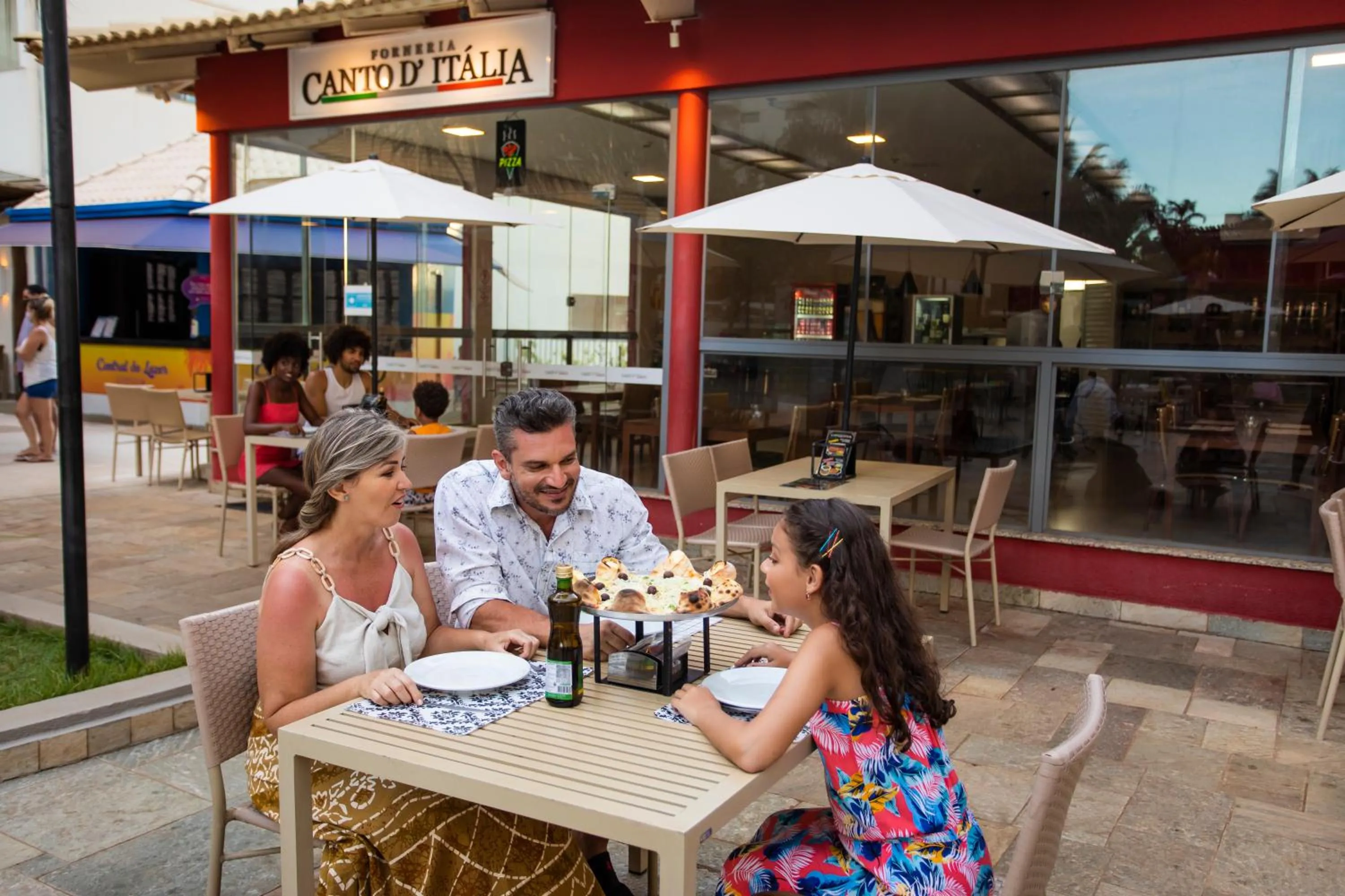 Restaurant/places to eat in Wyndham Olímpia Royal Hotels