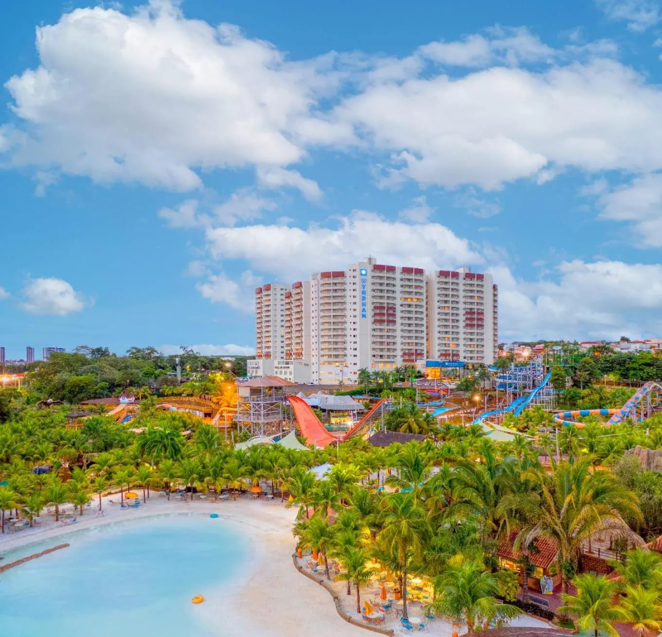 Property building in Wyndham Olímpia Royal Hotels