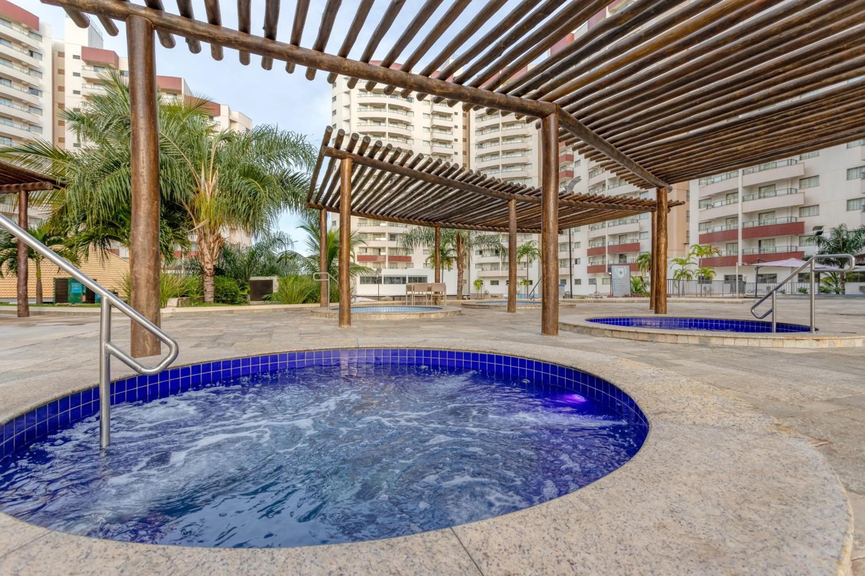 Hot Tub in Wyndham Olímpia Royal Hotels