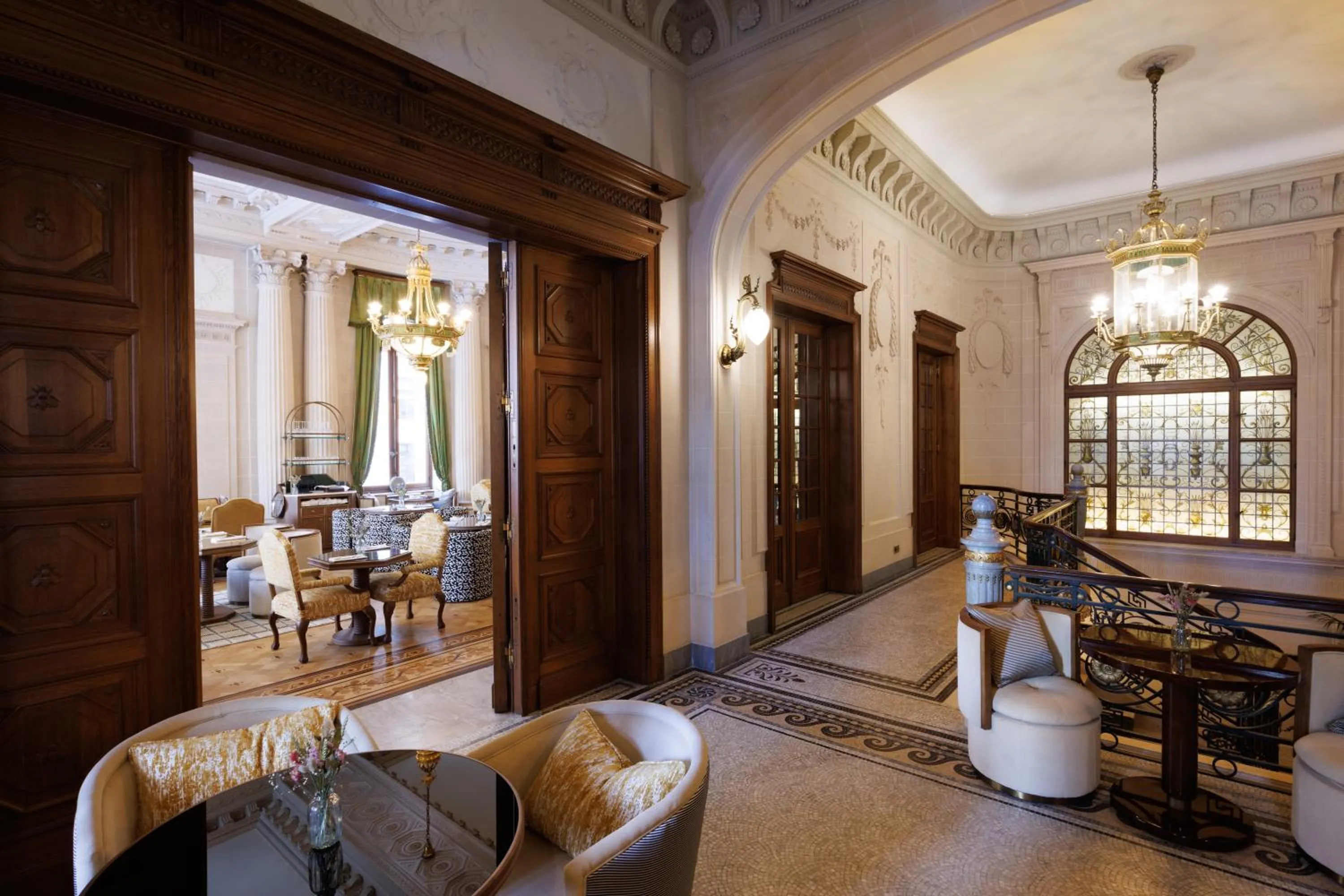 Restaurant/places to eat in Hotel Fleur de Ville