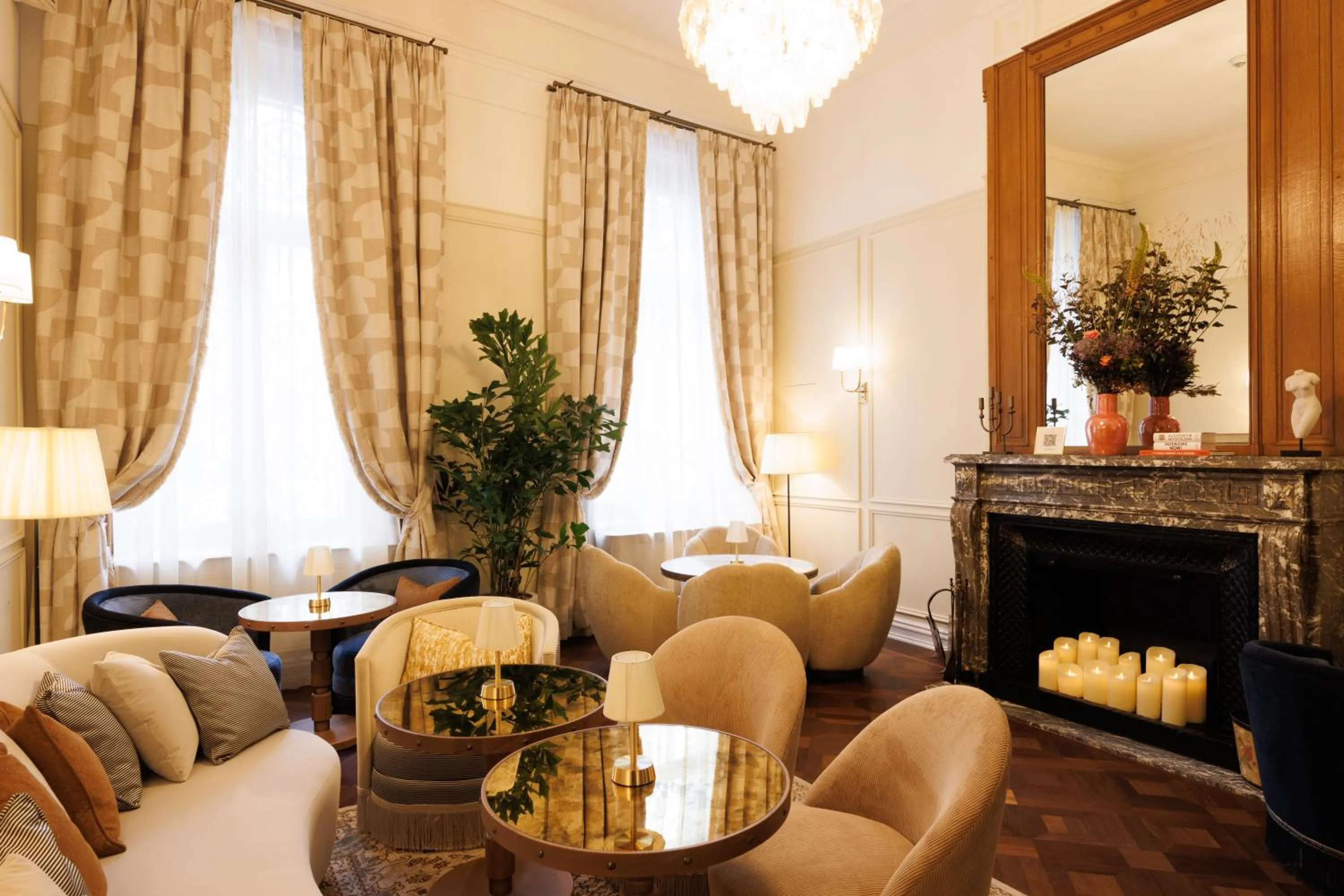 Seating area in Hotel Fleur de Ville