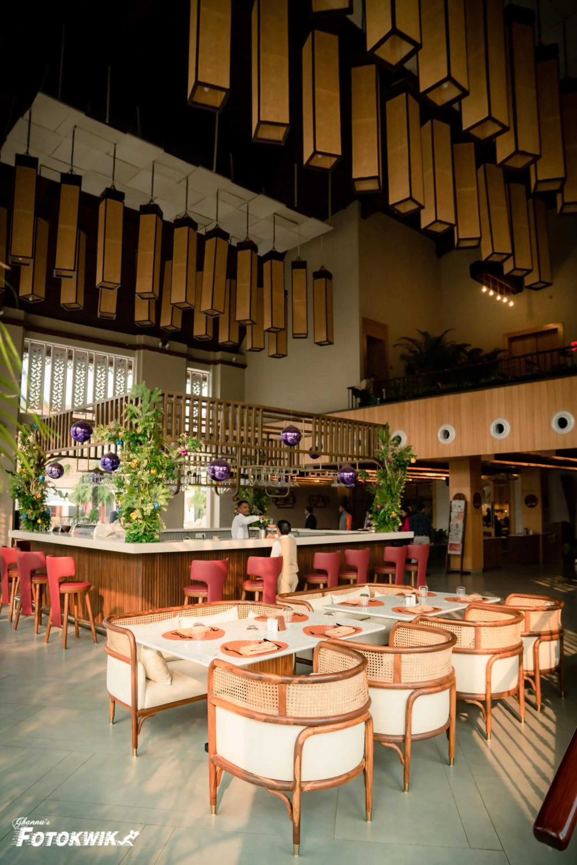 Restaurant/places to eat in Maira Resort and Convention Centre