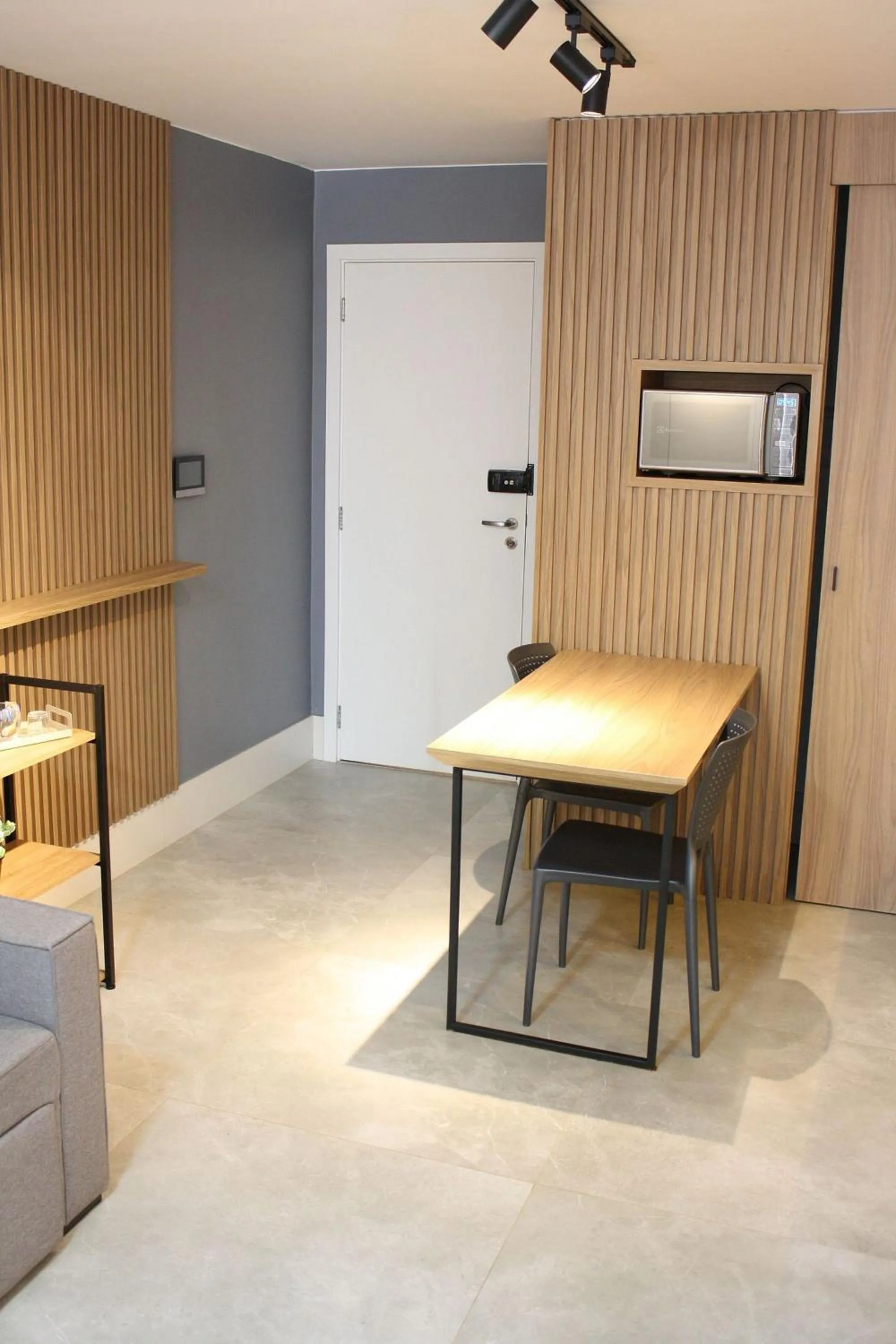 Living room in Flat Noroeste Meet by CentoEdez