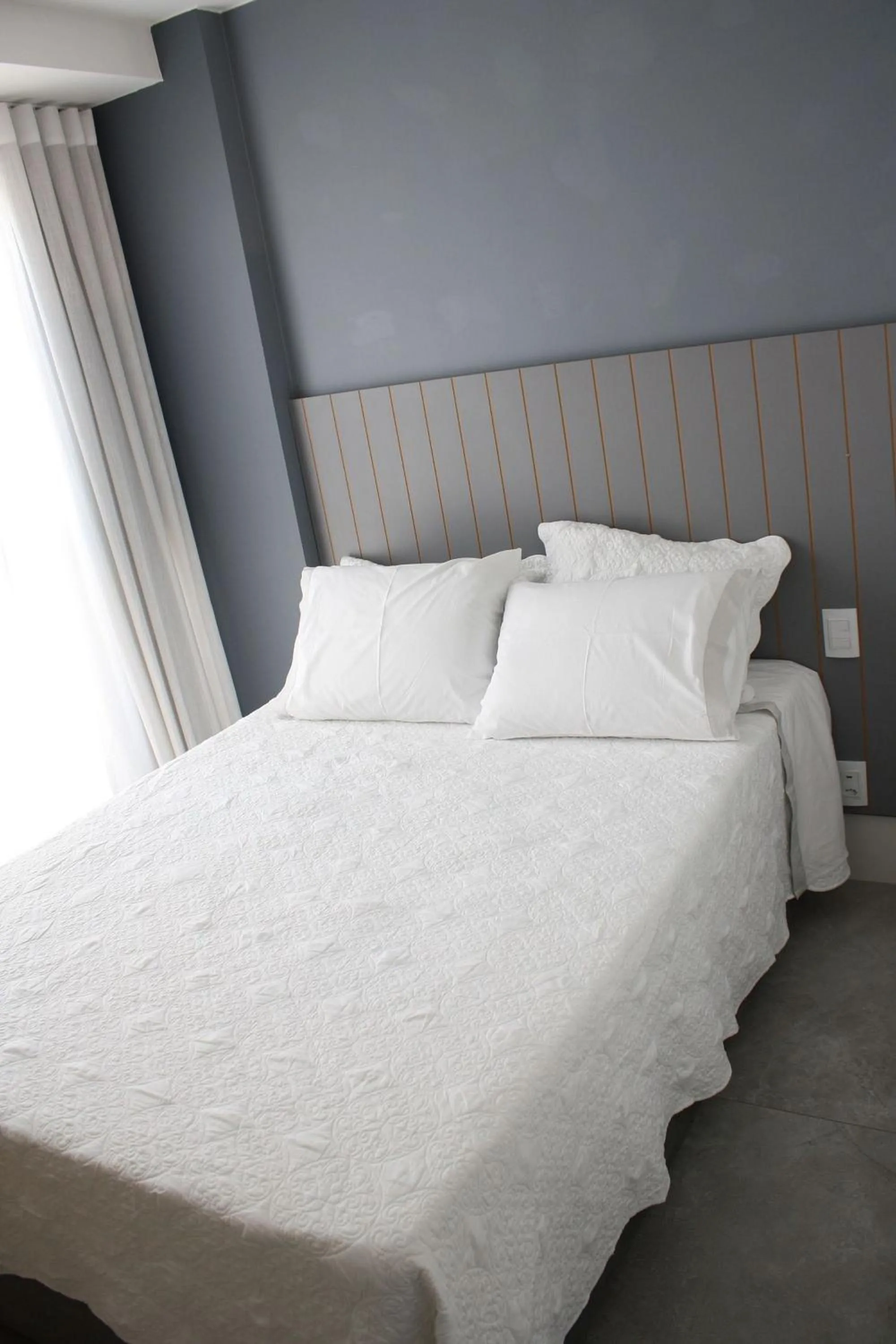 Bedroom, Bed in Flat Noroeste Meet by CentoEdez