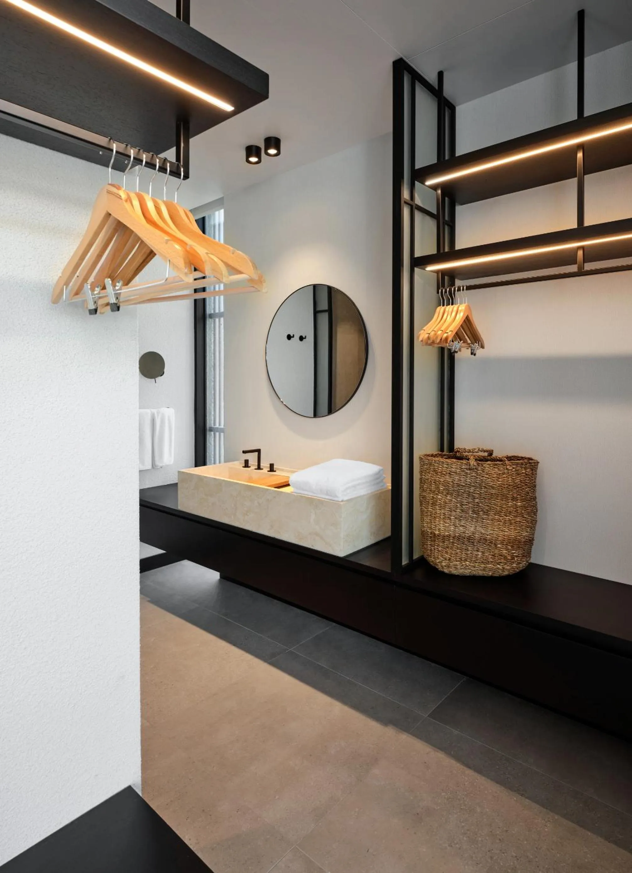 Bathroom, Bed in Caja by Maxx Royal