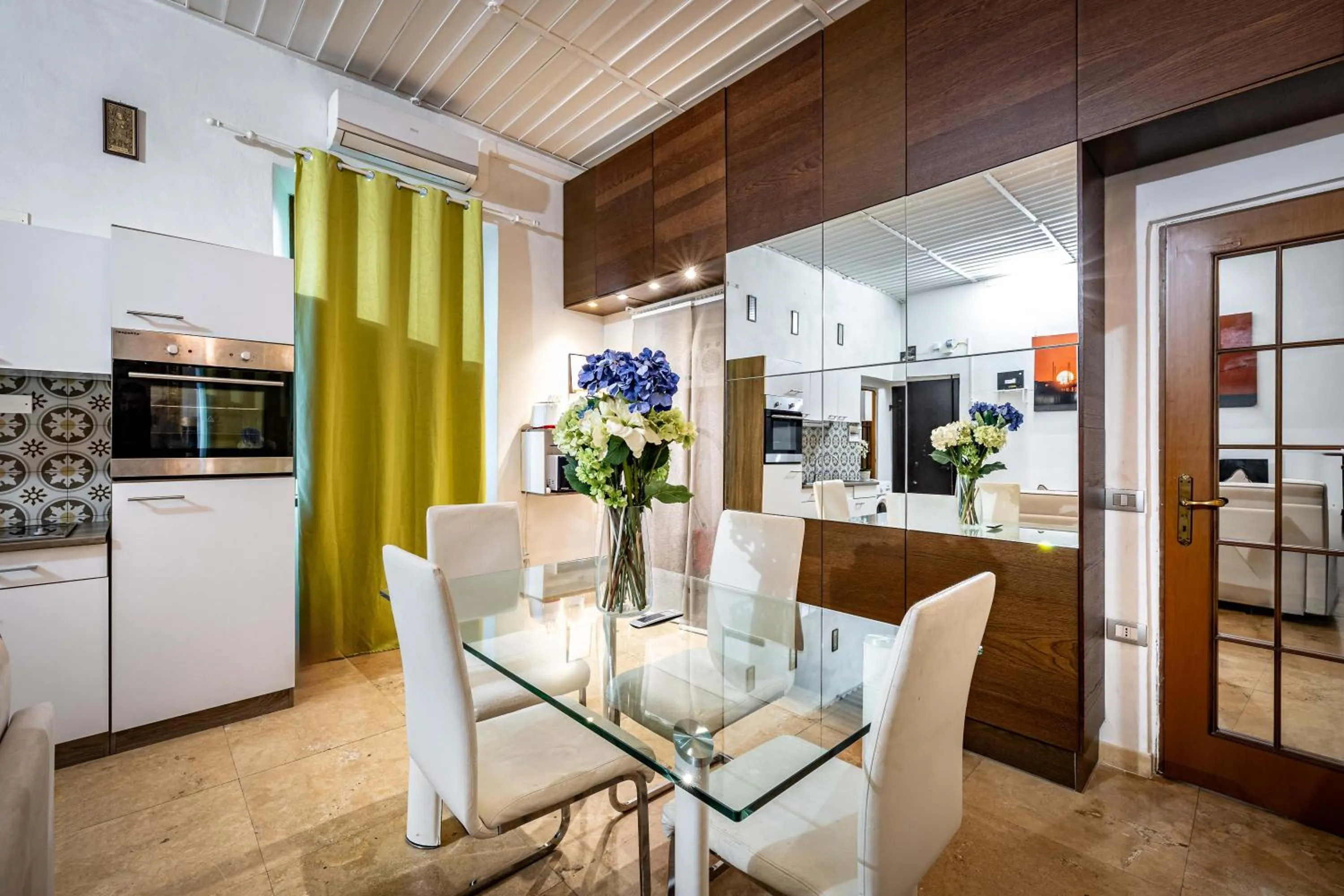 Living room in Roommo San Iacopino