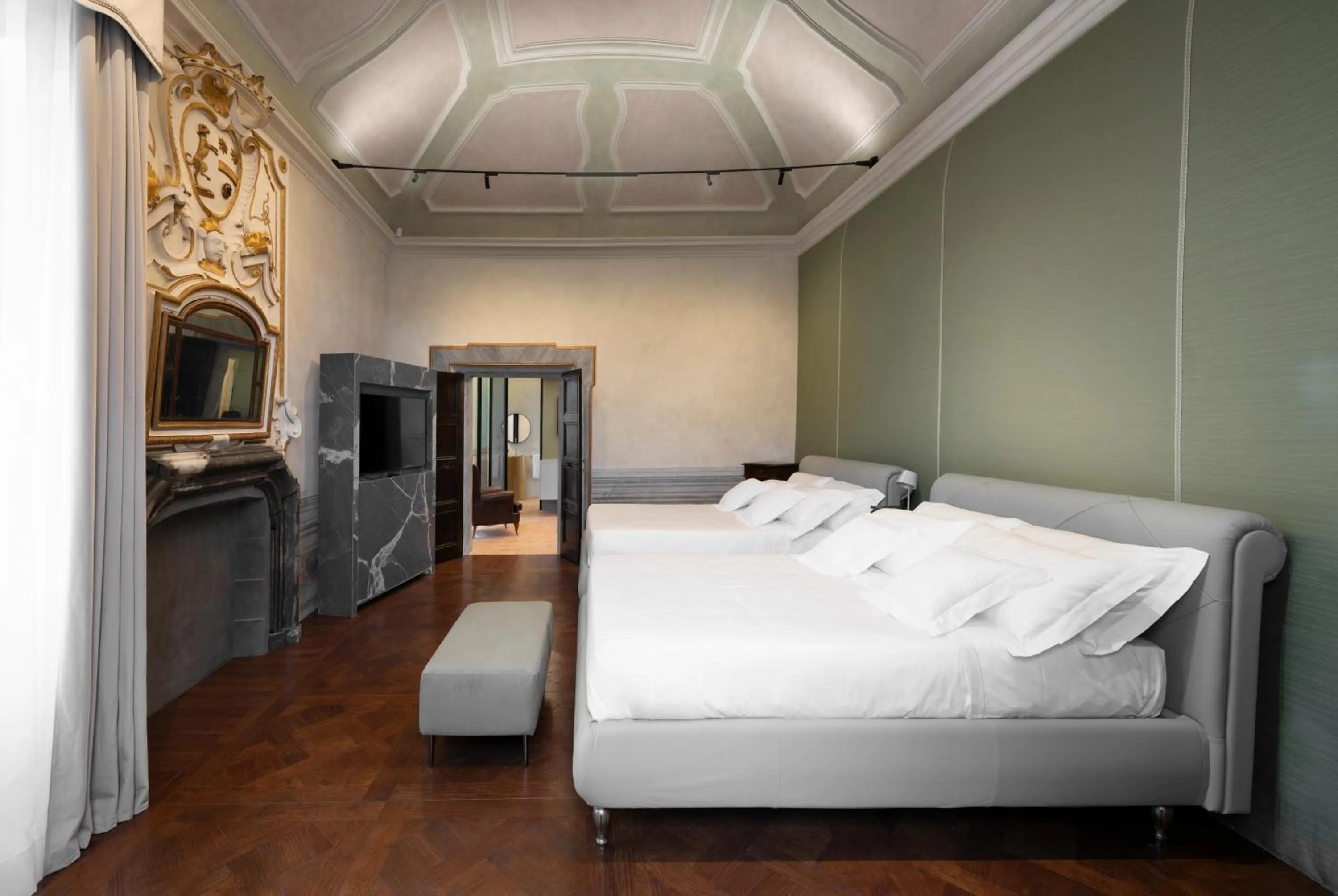 Bed in Palazzo Giusti Suites and Spa