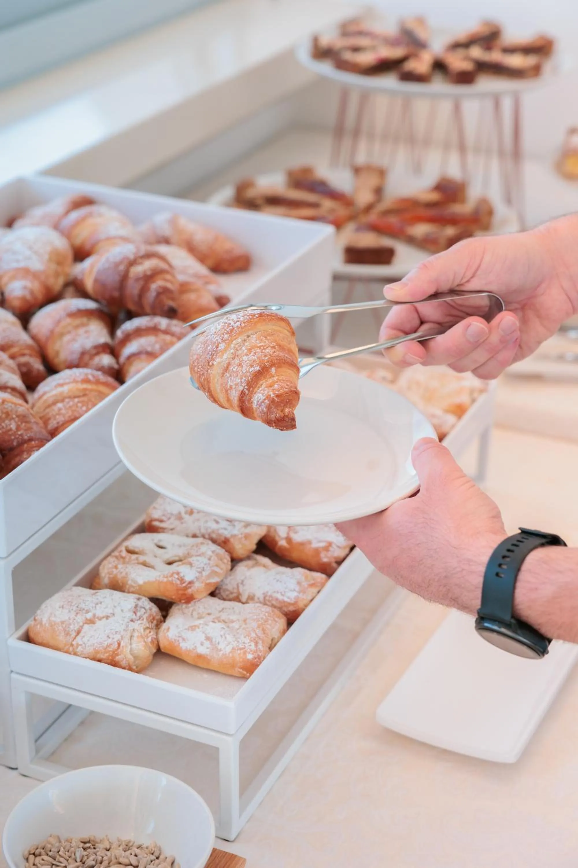 Breakfast in Hotel Centrale Miramare