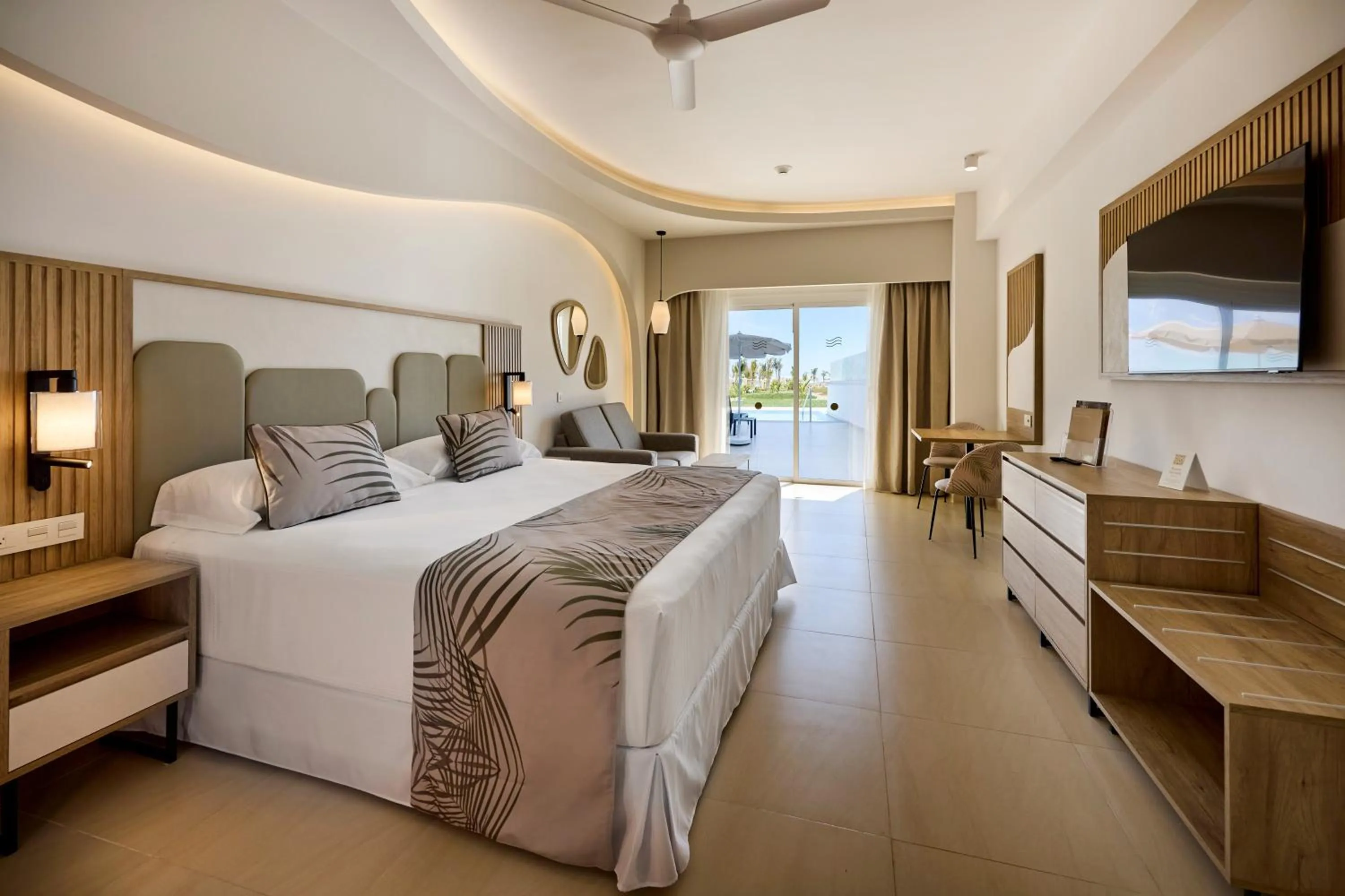 Bed in Riu Palace Aquarelle - All Inclusive