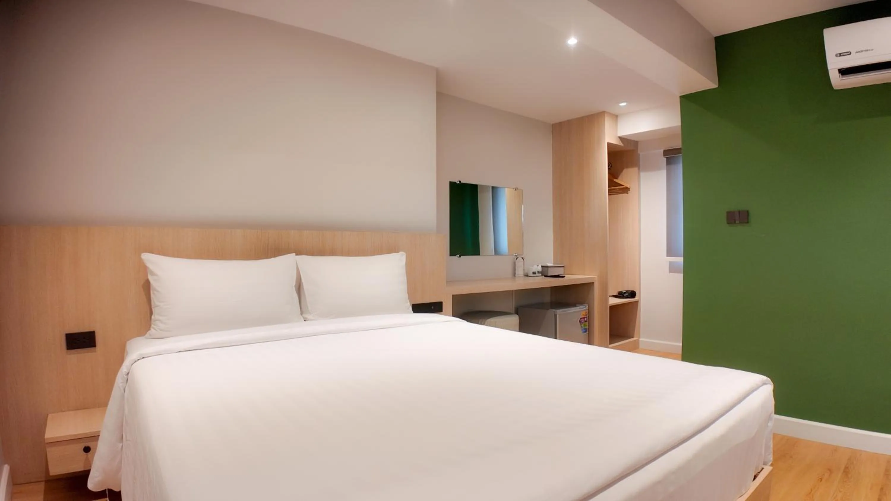 Connecting Queen Size in V1 boutique hotel