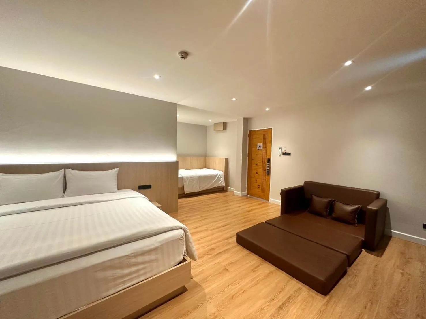 Bedroom, Bed in V1 boutique hotel