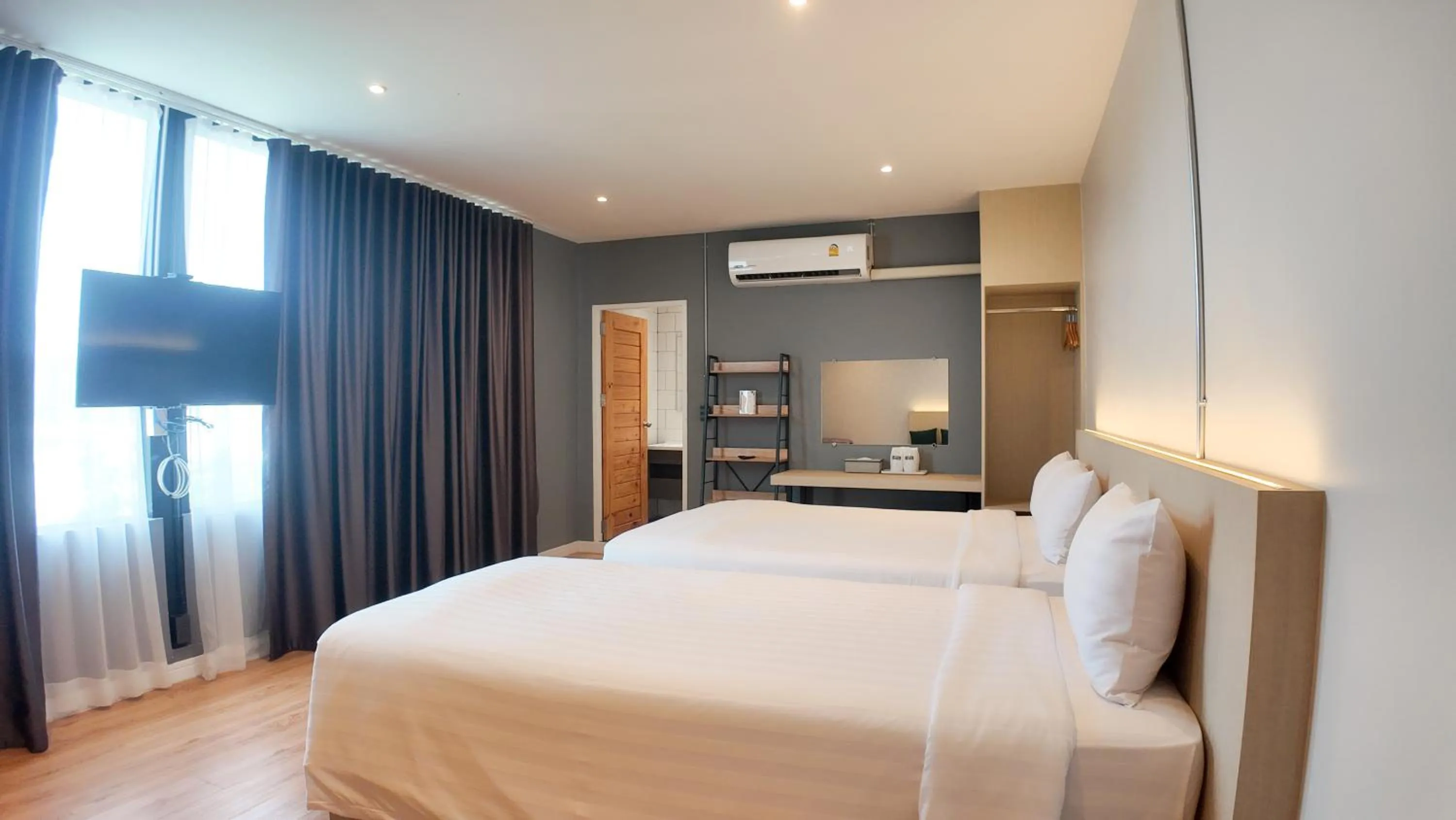 Family Room with Mountain View in V1 boutique hotel