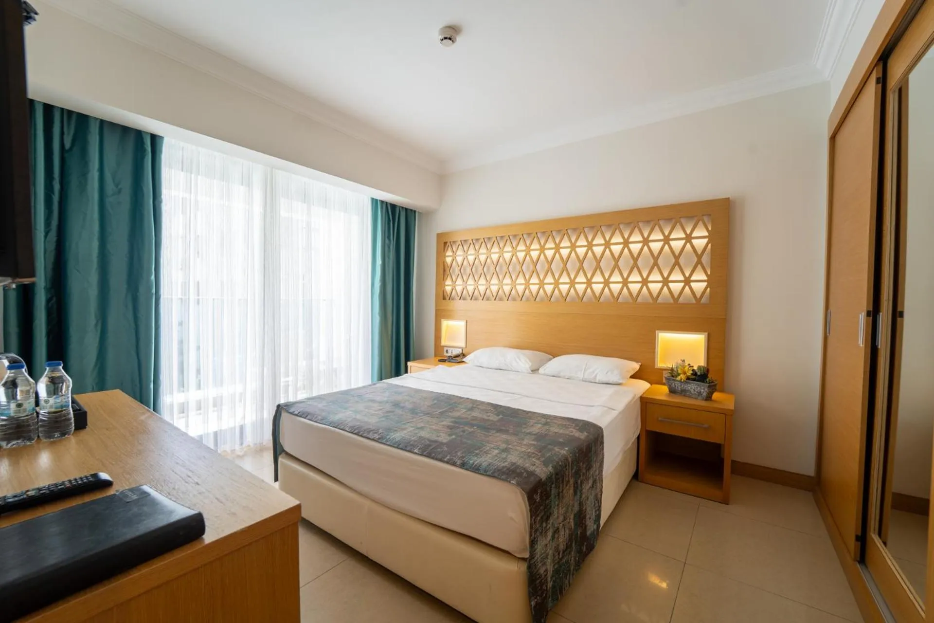 Aurasia Design Hotel