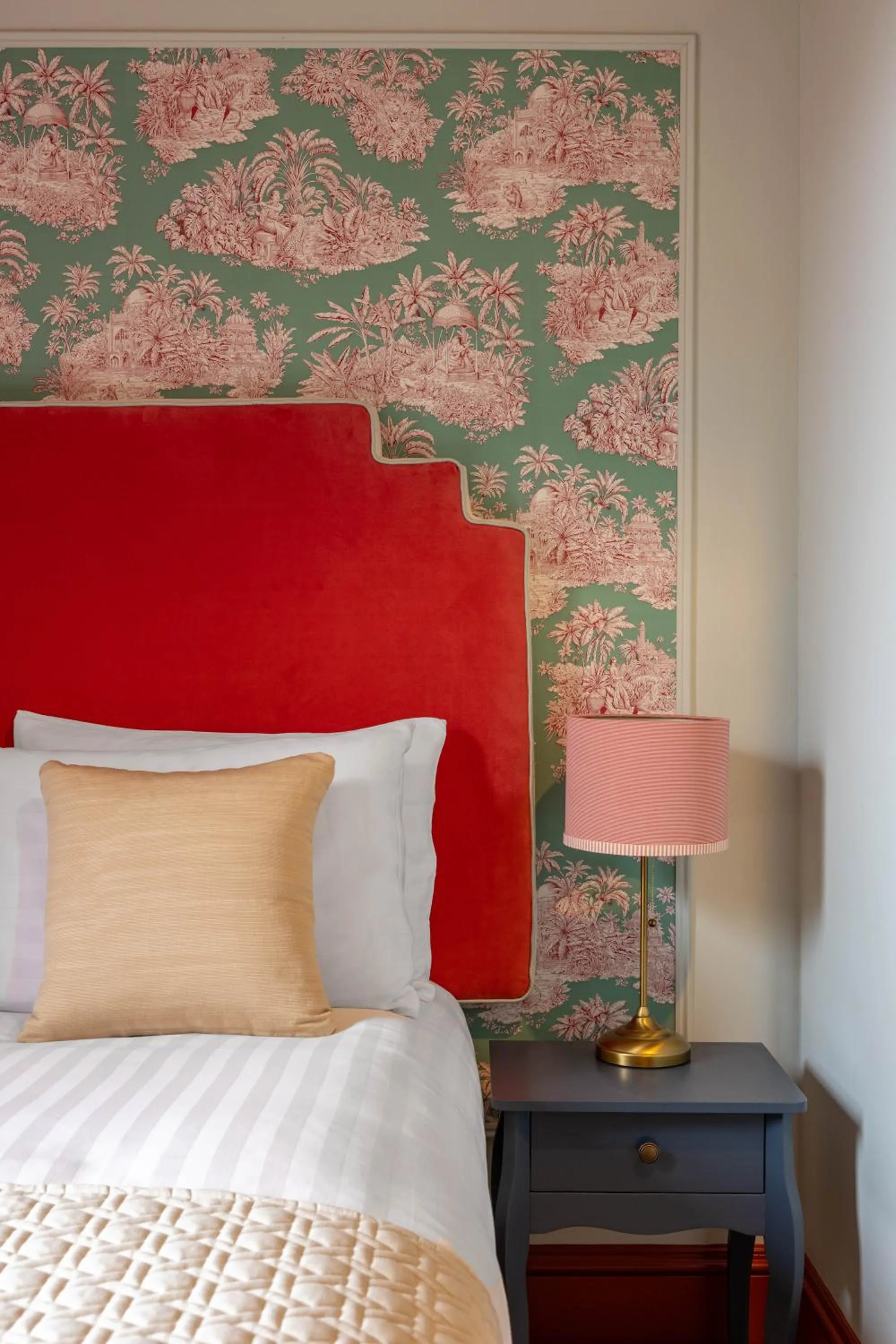 Bed in Eleven Stafford Street Townhouse